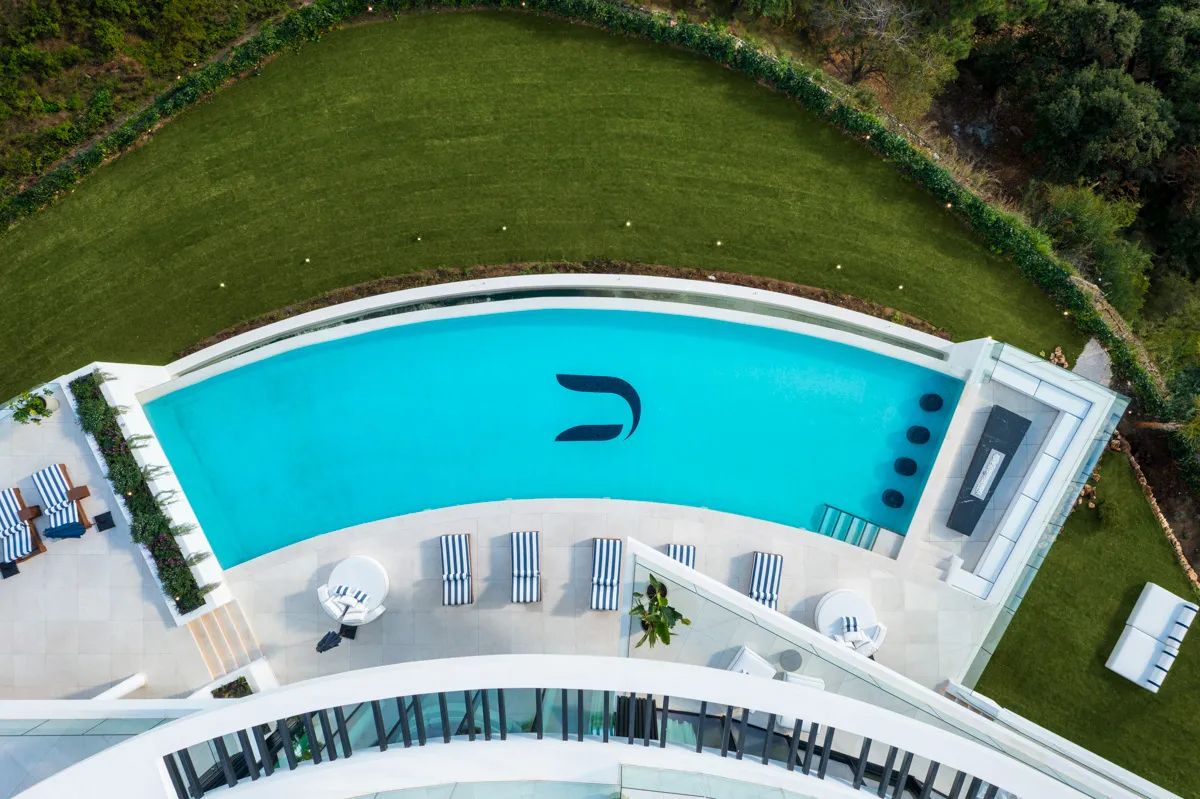 Ultieme luxe in La Zagaleta – adembenemende villa met panoramisch zeezicht foto 32