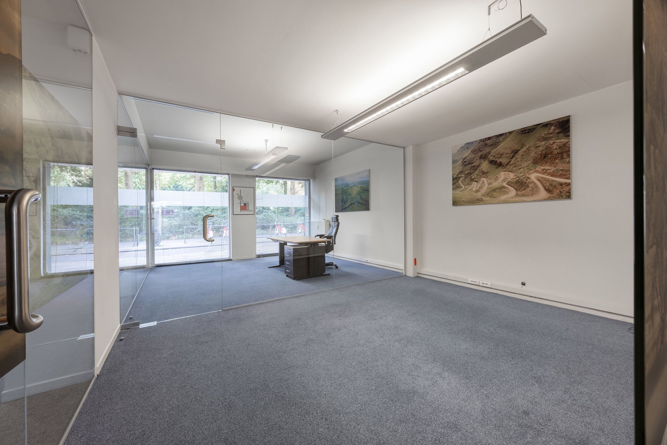 Commercieel handelspand (236m²) op centrale ligging foto 17