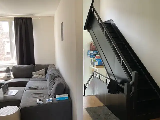 Stijlvolle Duplex te huur aan de Rue Félix Terlinden in Etterbeek - Geniet van modern comfort in een karaktervol gebouw uit 1938! foto 5