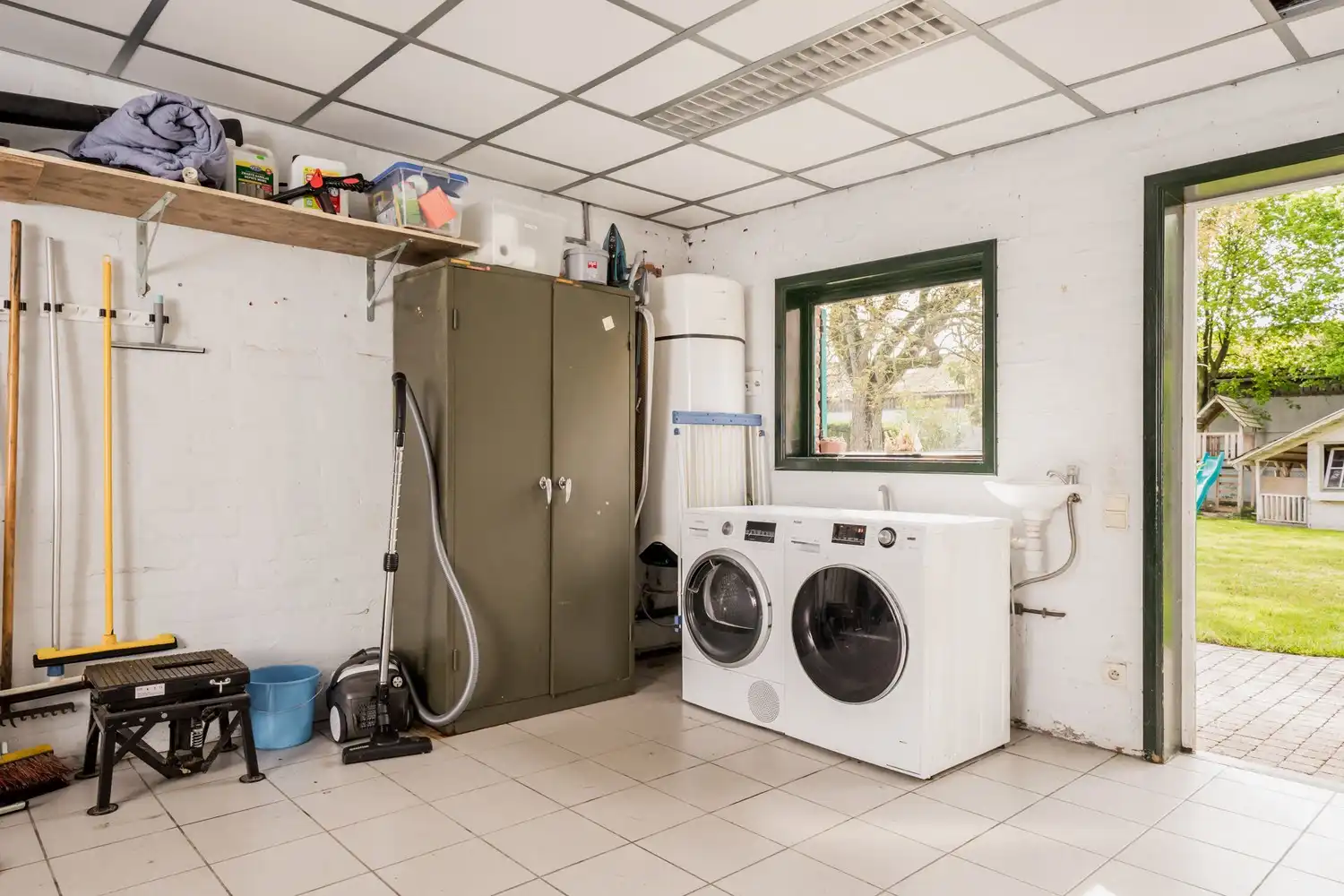 Charmante halfopen bebouwing met authentieke elementen foto 14