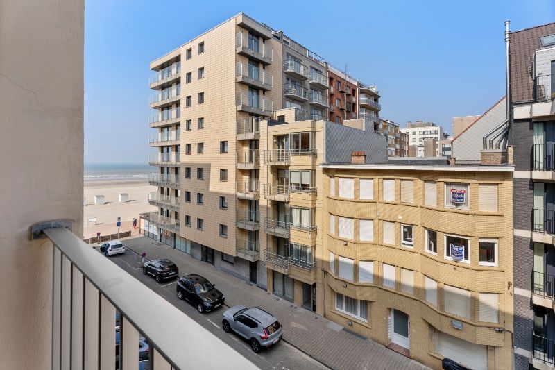 1 SLAAPKAMER APPARTEMENT met zijdelings zeezicht foto 15
