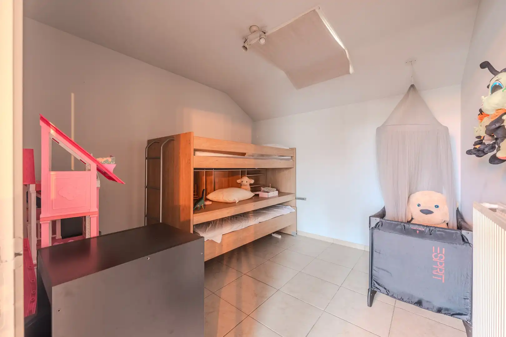 Ruim appartement met 3 slpks + zuid-gericht terras foto 7