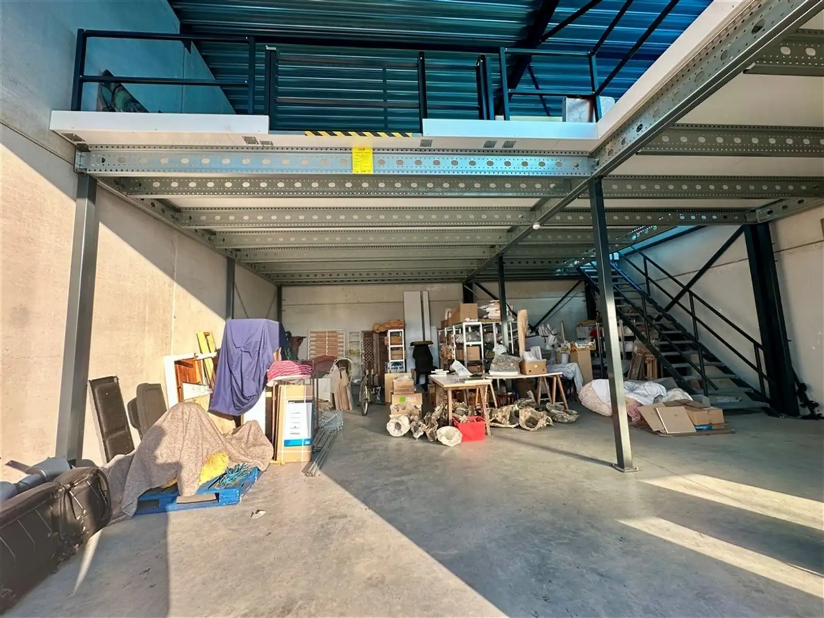 Recente KMO unit te koop in Evergem foto 3