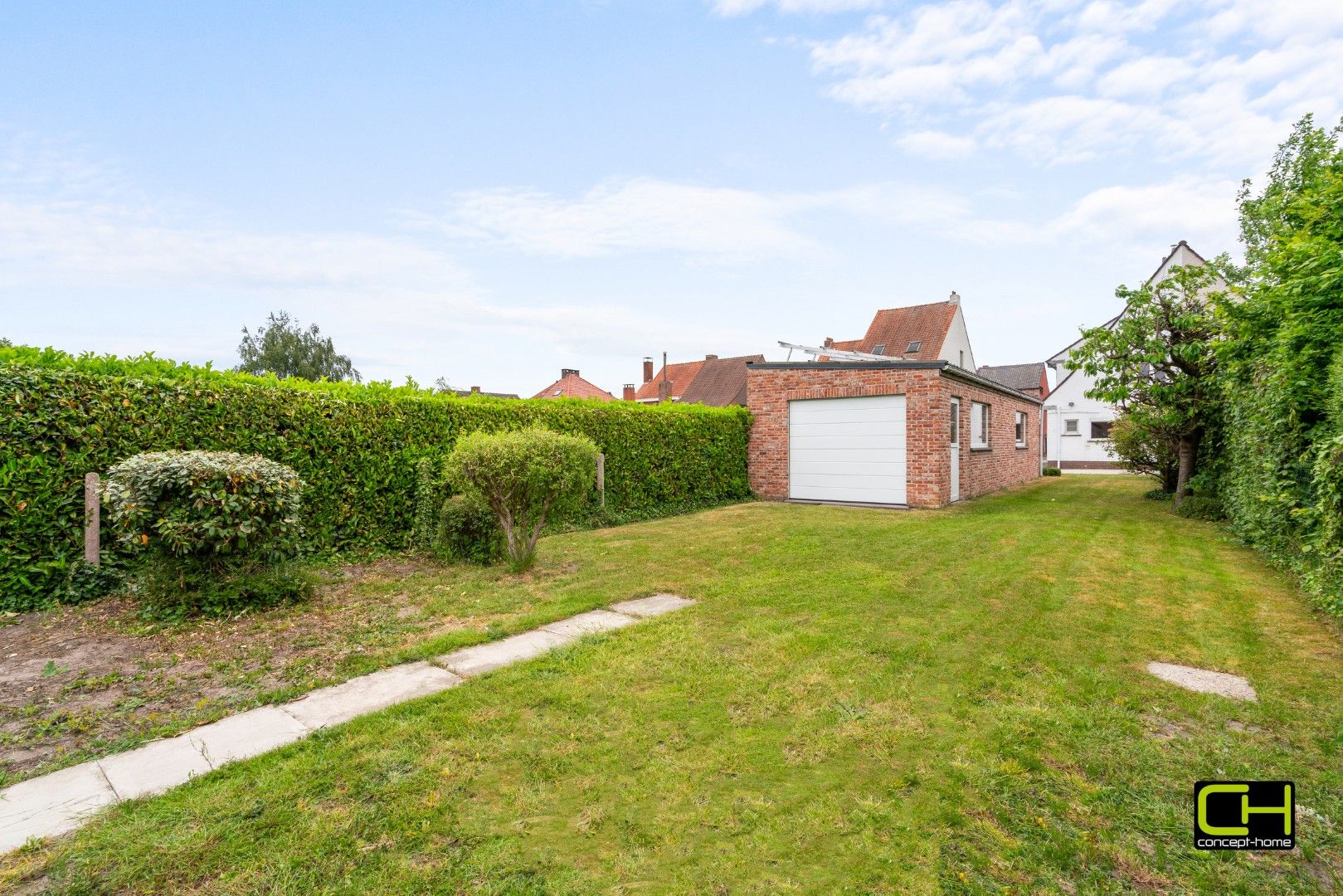 Lichtrijke woning met veel potentieel te koop in Sleidinge foto 20