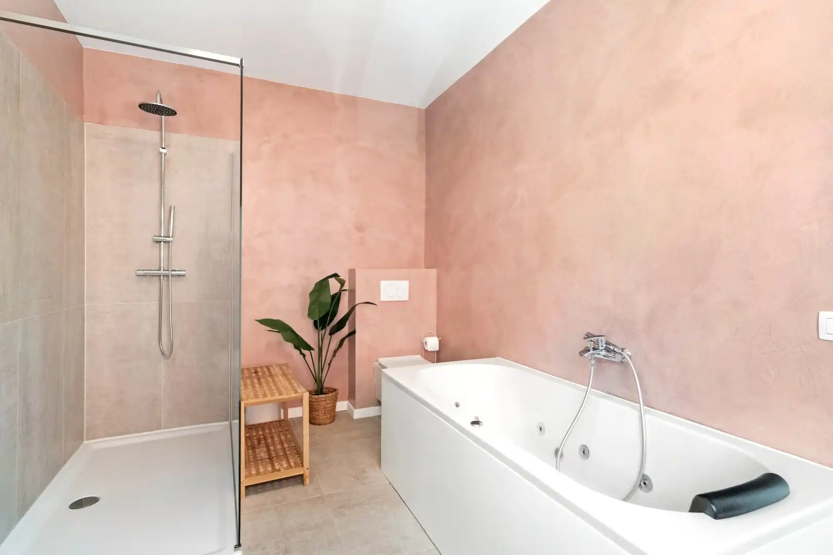 3-slpkr woning met stadskoer foto 22
