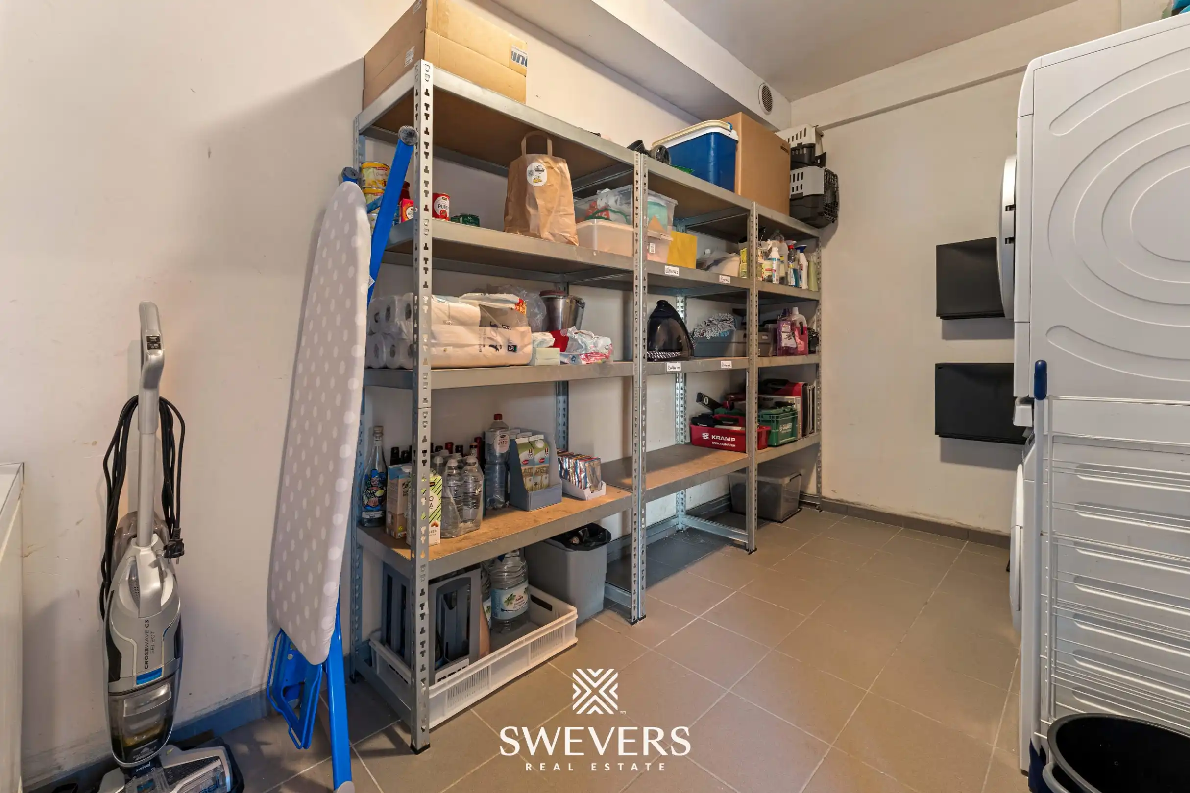 Instapklare open bebouwing met 4 slaapkamers tussen de boomgaarden in Gingelom foto 12