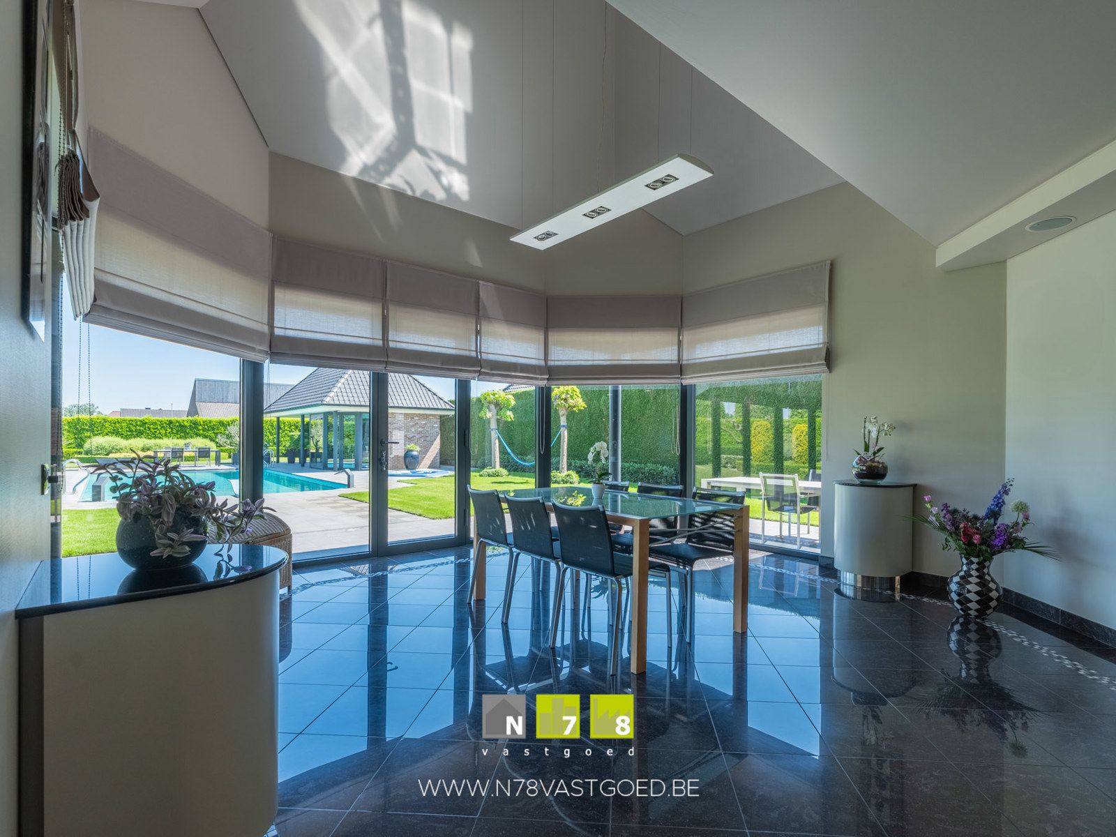 Villa te koop foto 11