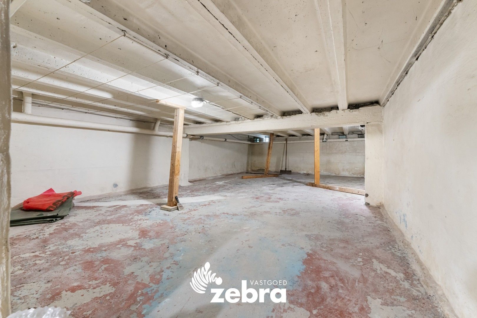 Instapklare villa met karakter op royaal perceel van 1392 m² nabij centrum Roeselare! foto 21