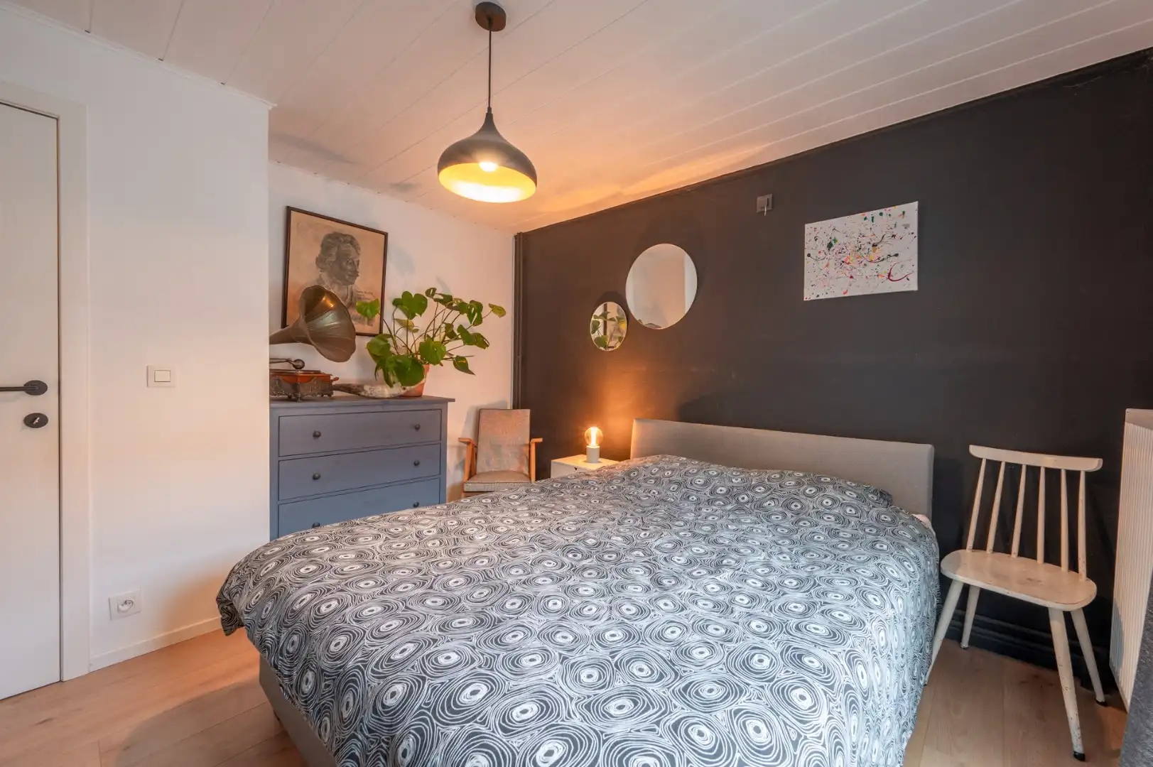 Instapklare rijwoning nabij de Brugse Vesten foto 9