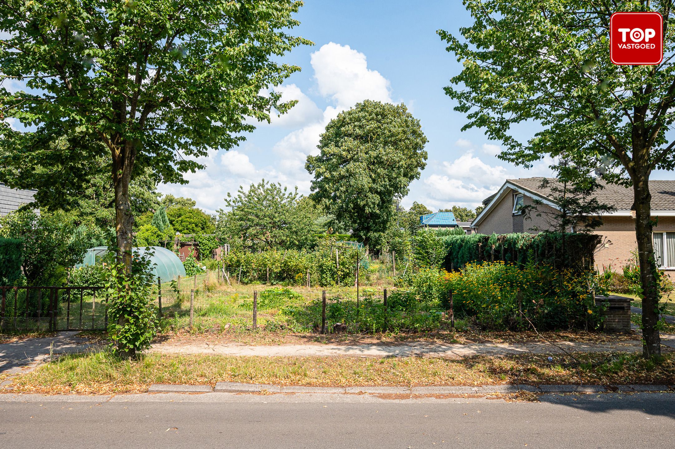 Perceel grond van 549m² in een rustige woonwijk foto 2