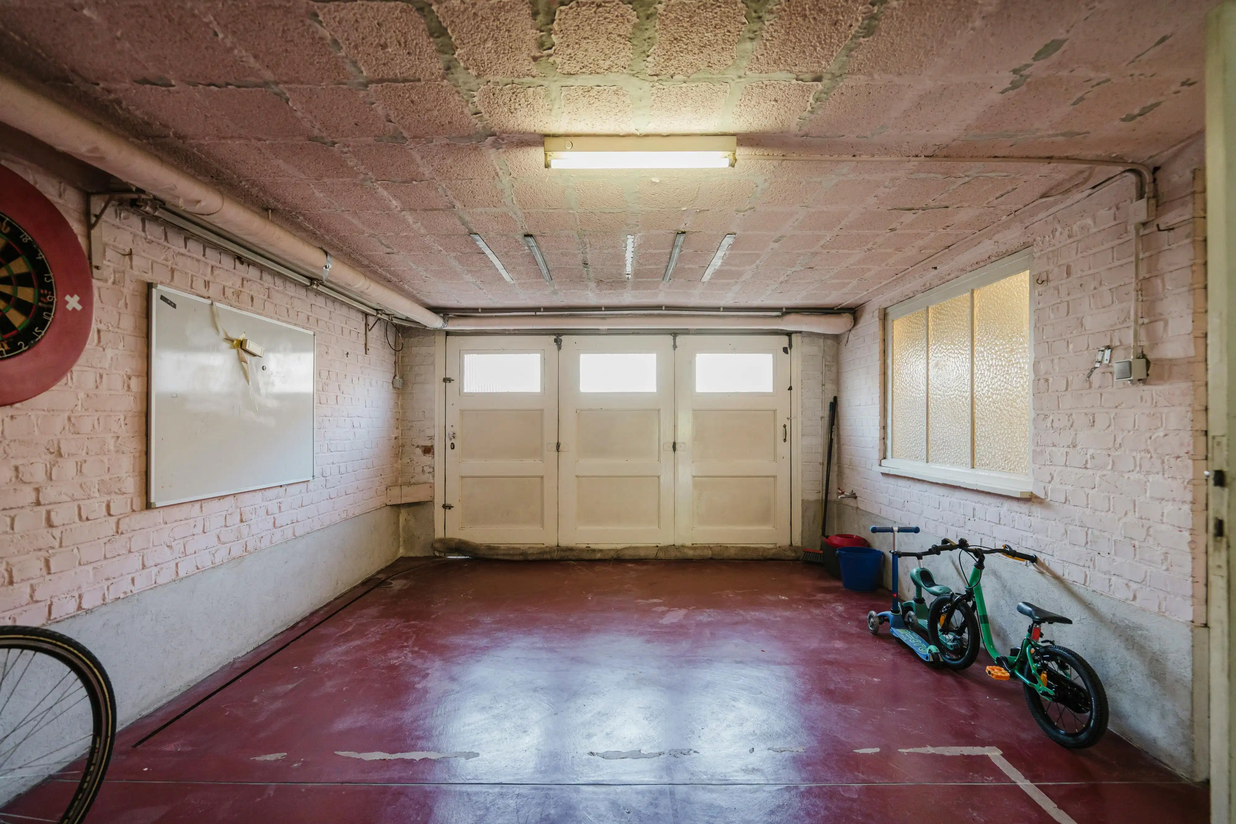 Instapklaar huis te koop op Sint-Elisabeth te Kortrijk foto 17