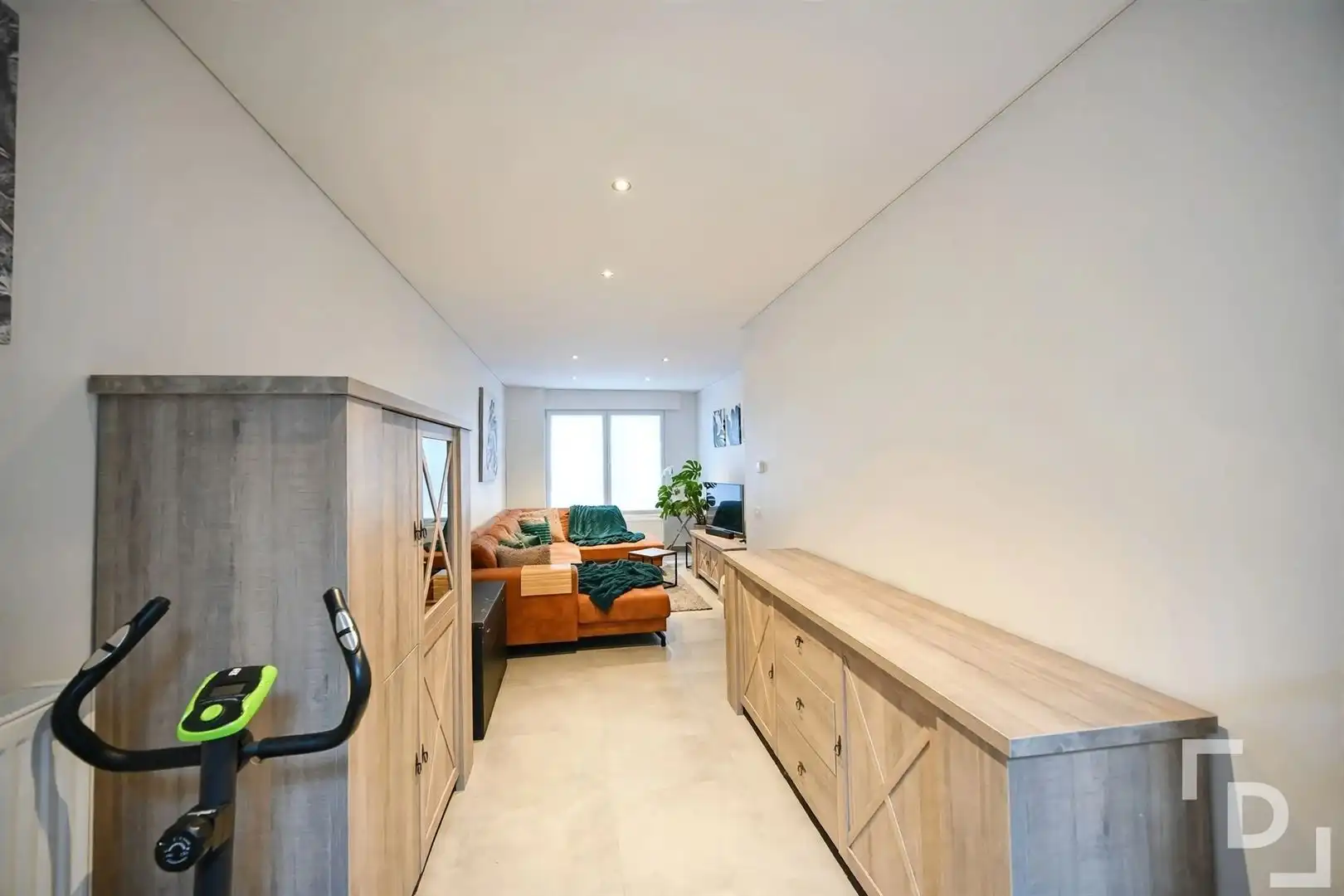 Statige woning in het hart van Ieper foto 7