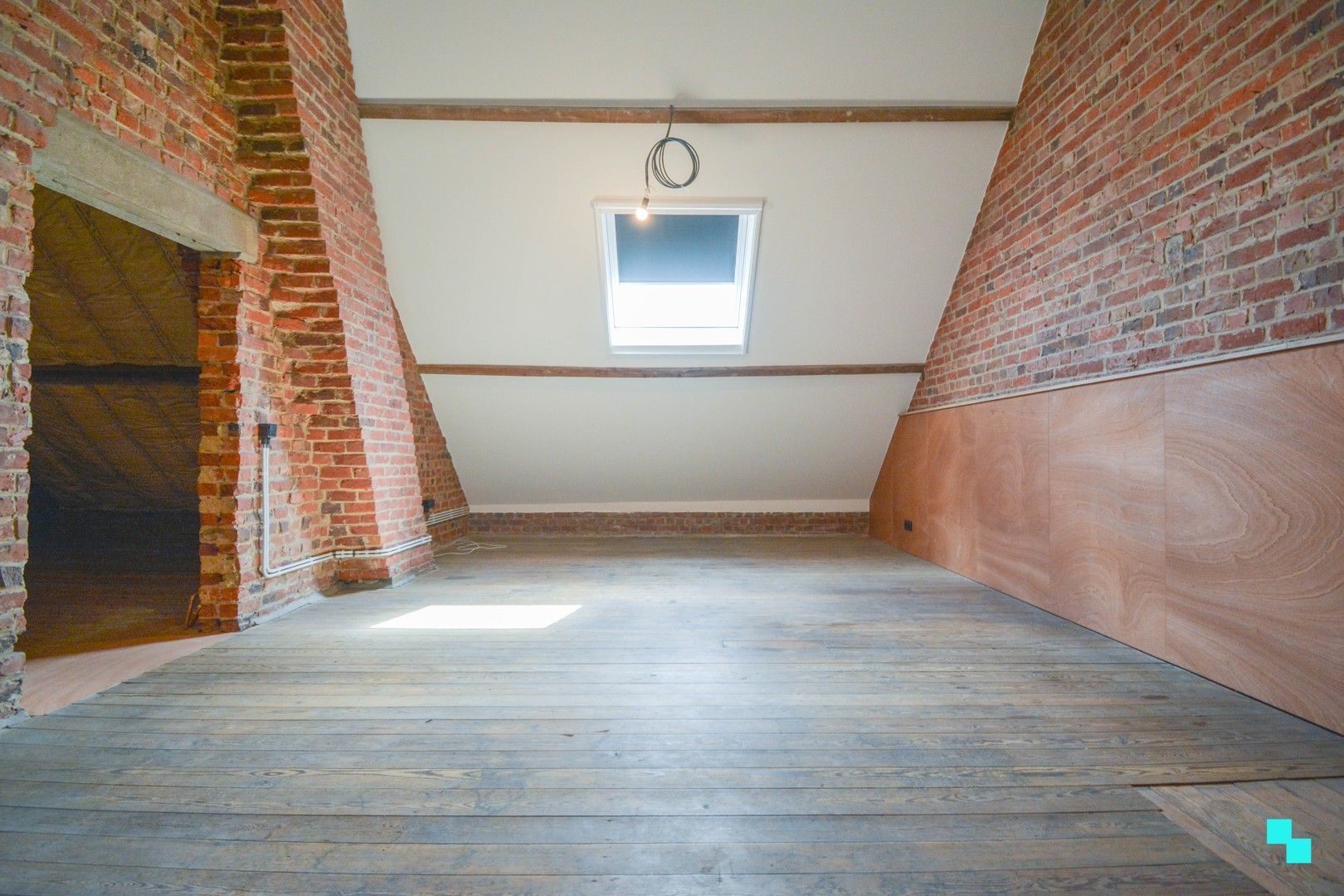 Eengezinswoning met 5 slp te centrum Roeselare foto 27