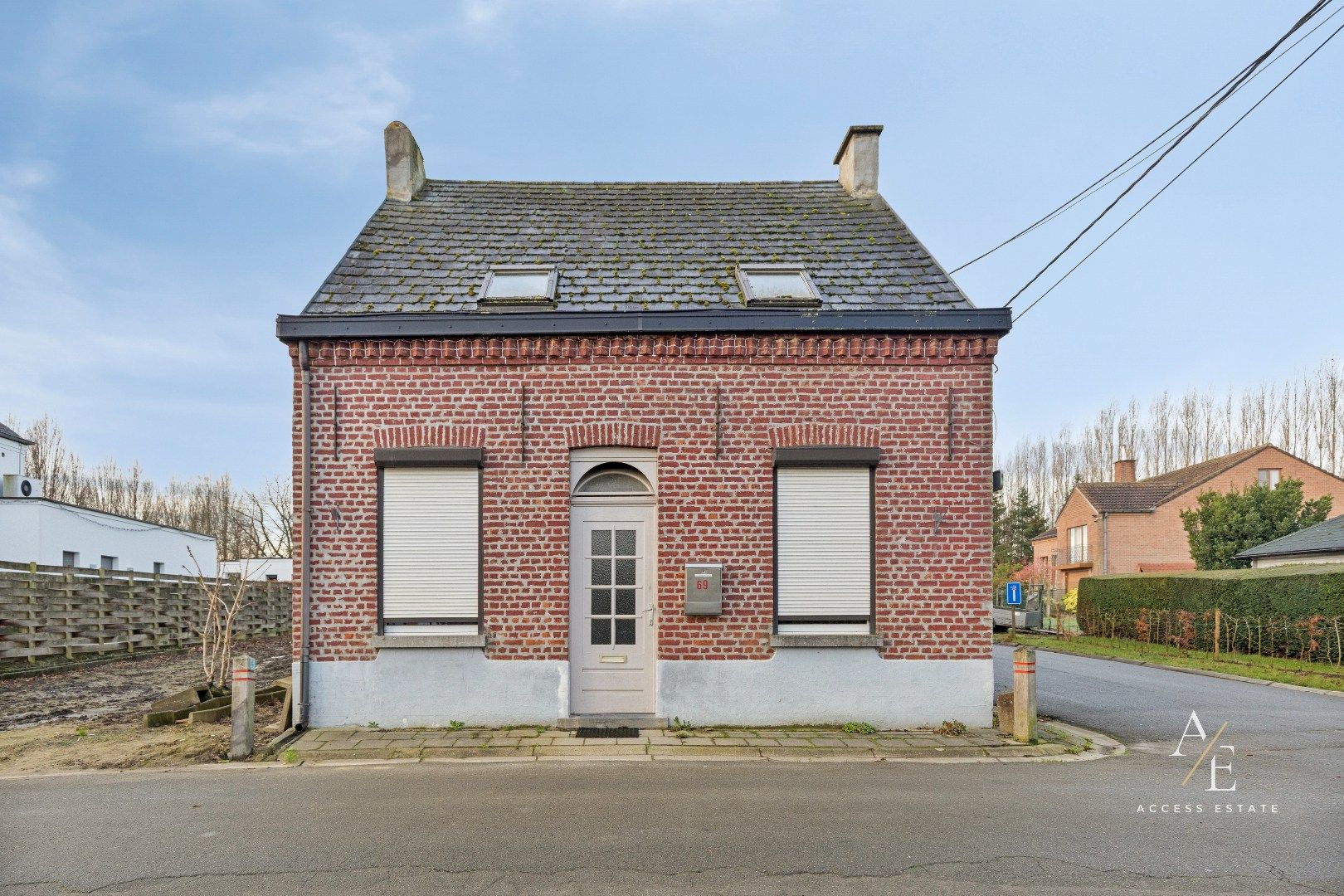 LEDE - Totaalrenovatie/sloop - te koop. foto {{pictureIndex}}