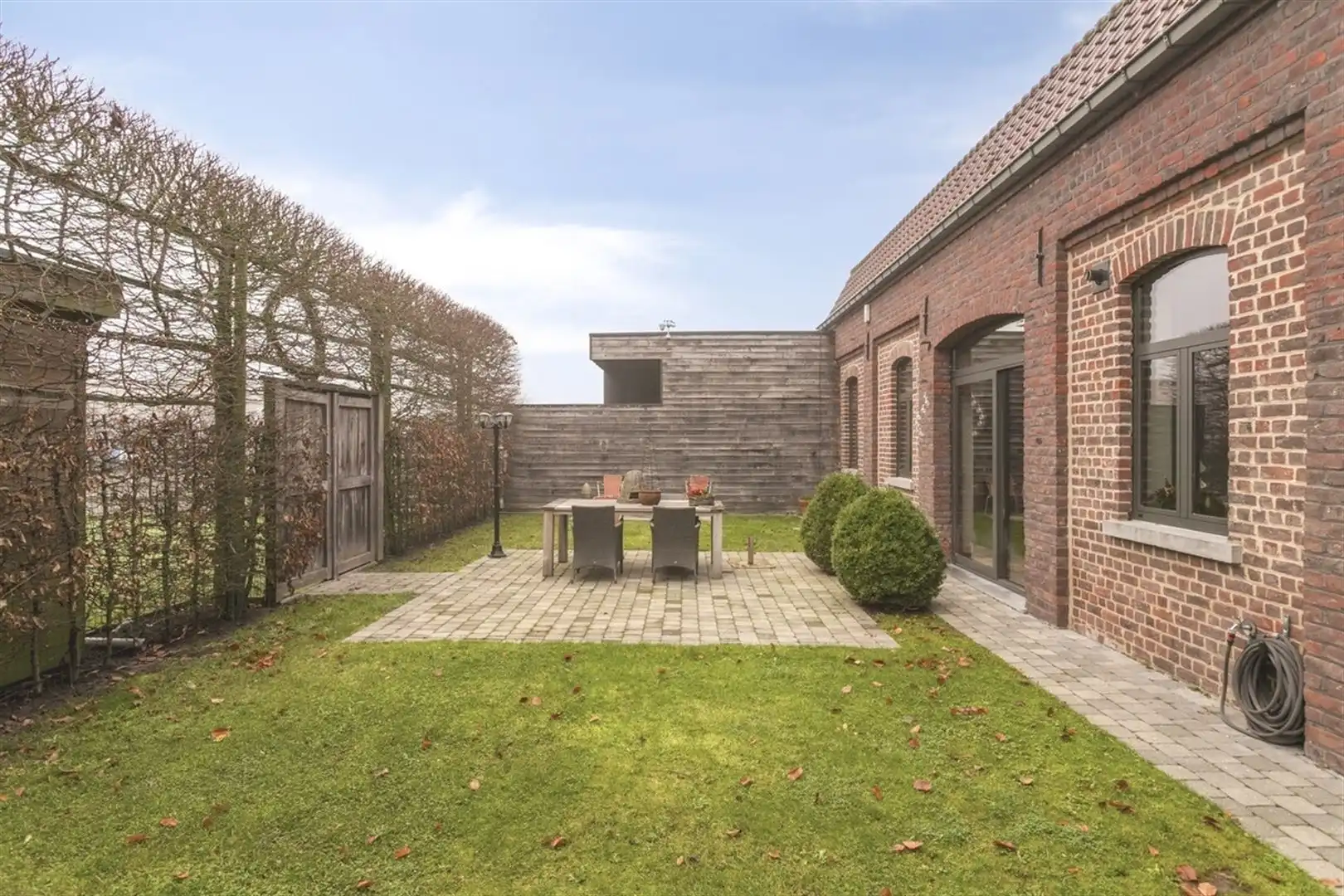 woning met handelsruimte foto 34