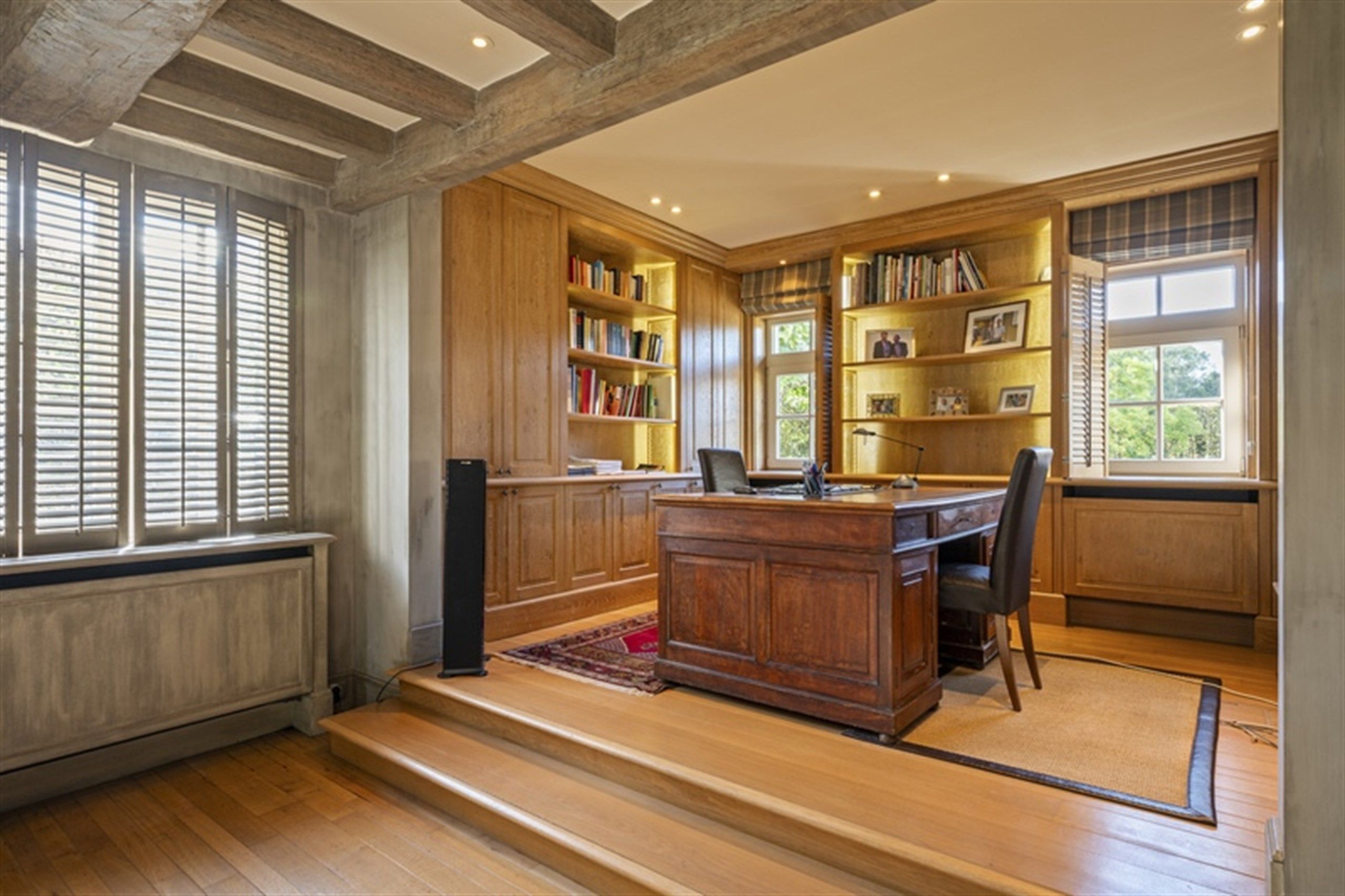 Kom binnen, kom dromen: royale eigendom op 3057 m² foto 12