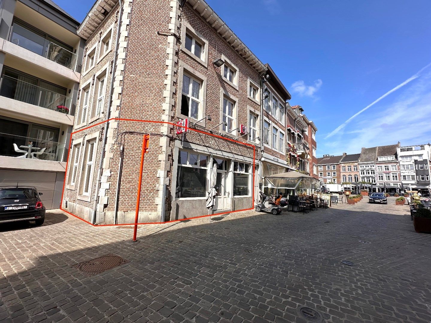 Handelspand op toplocatie in hartje Tongeren (voormalig café) foto 2