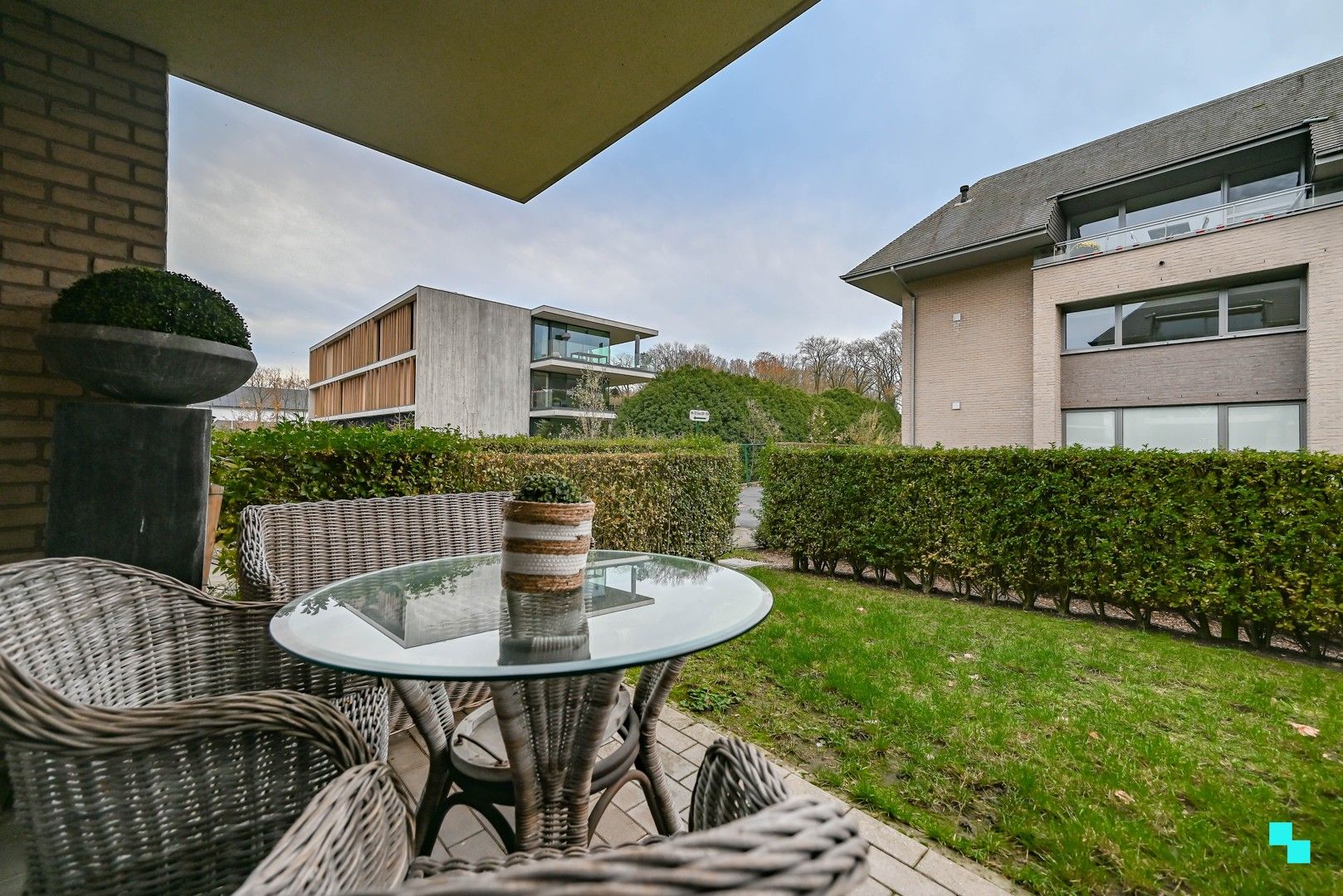 Gelijkvloers hoekappartement nabij kasteelpark Blauwhuis te Izegem foto 6