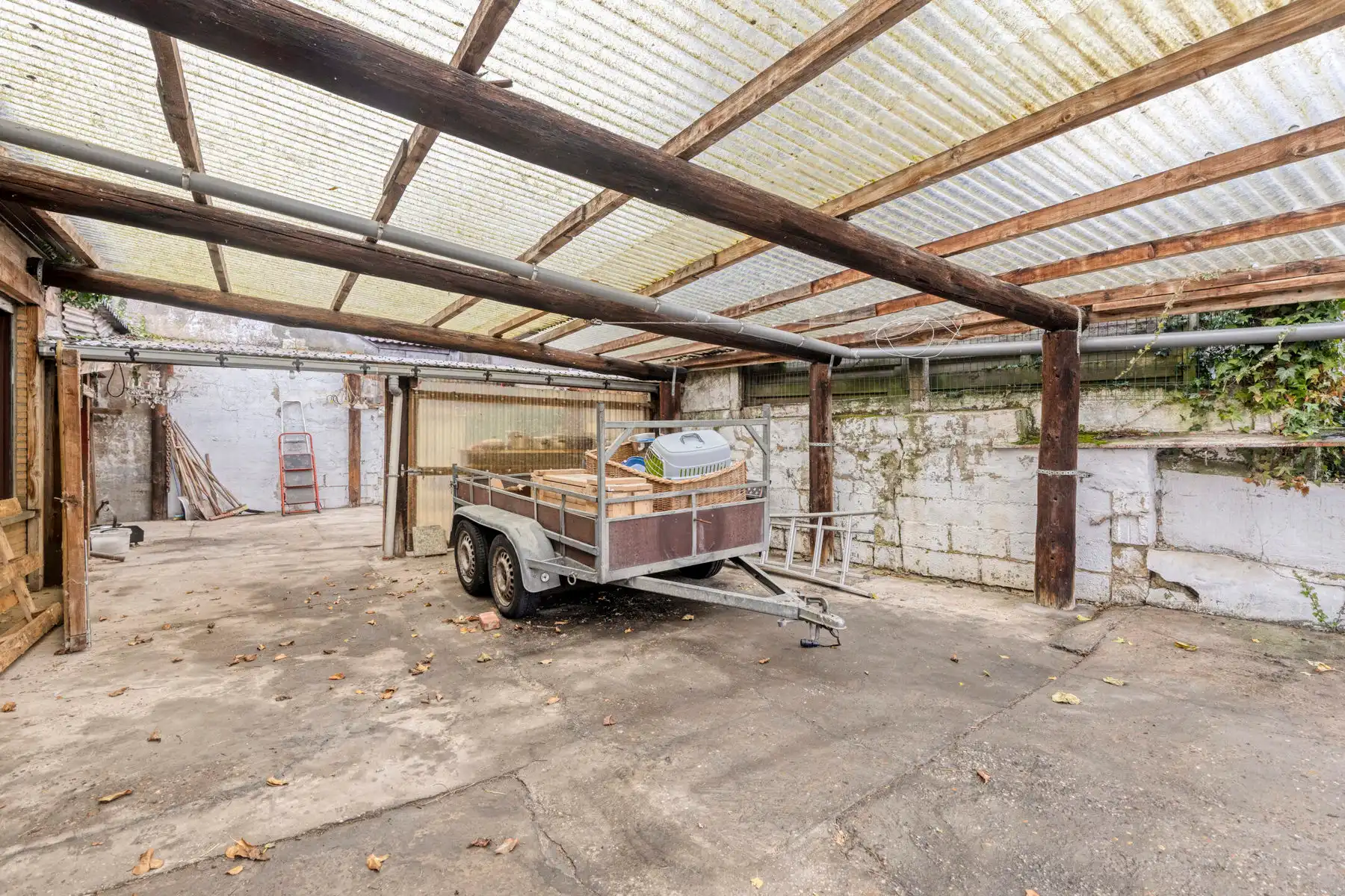 Op te frissen bungalow gelegen in het landelijke Meldert foto 12