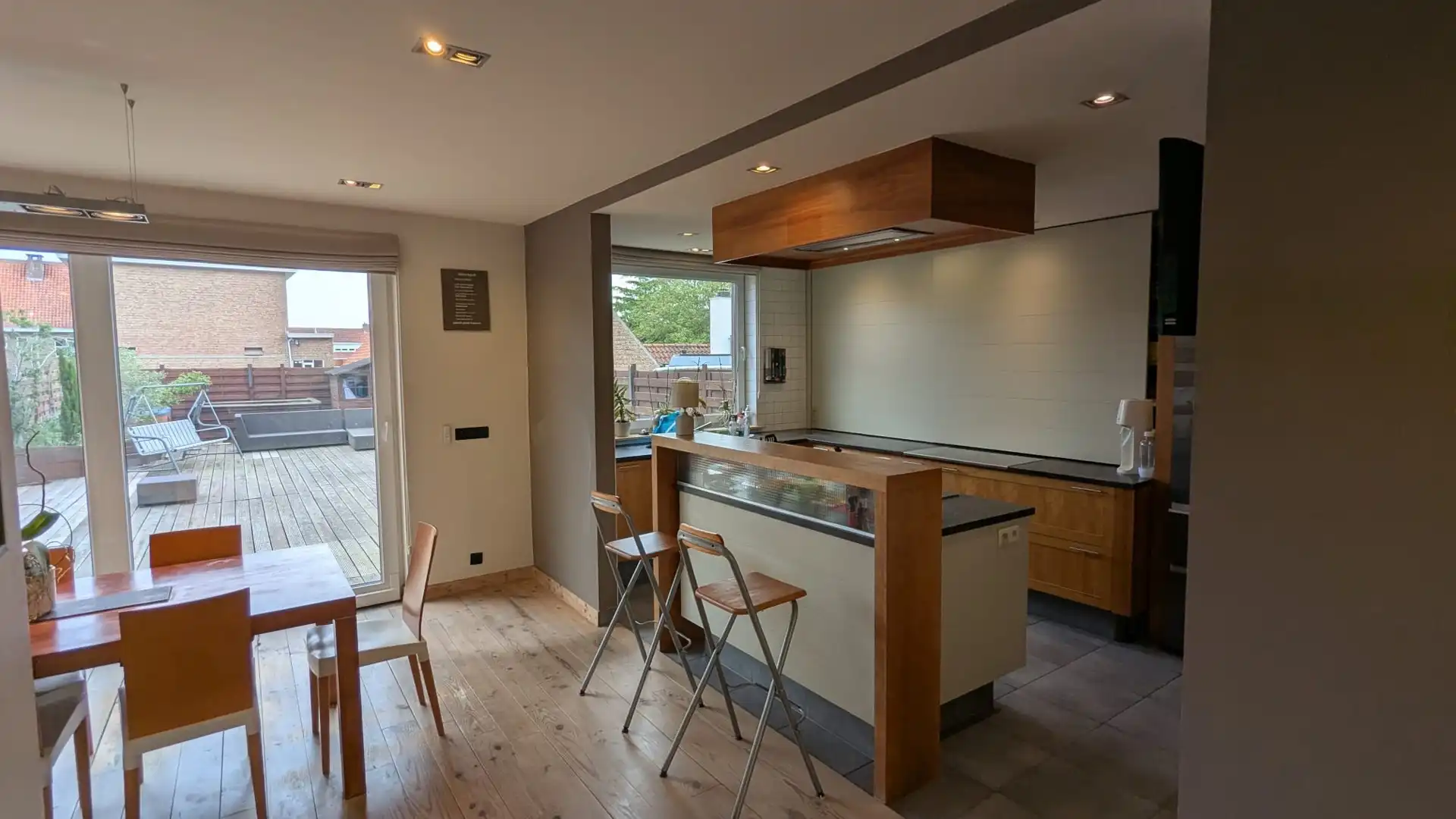 Instapklare en bijzonder ruime familie- en/of vakantiewoning in het centrum van Knokke foto 4