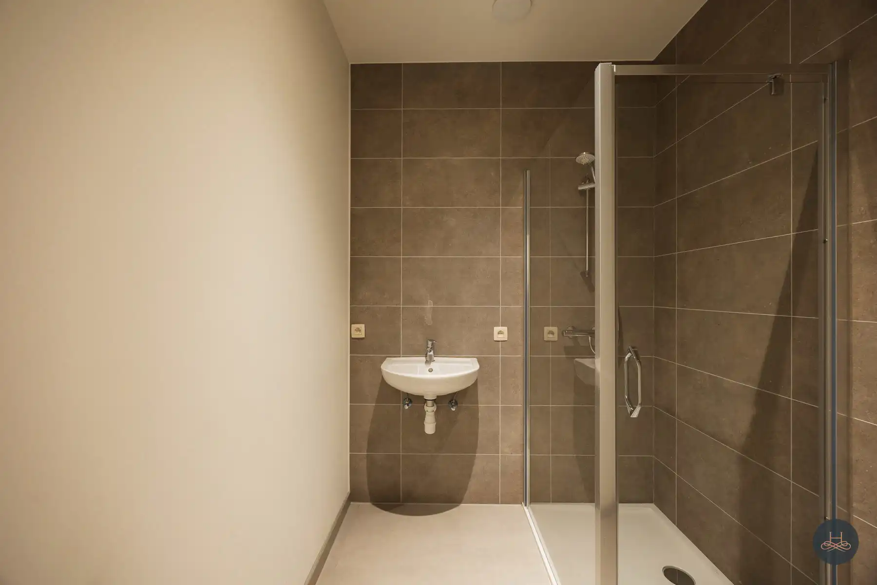 Gerenoveerd en zeer energiezuinig appartement met tof terras foto 18