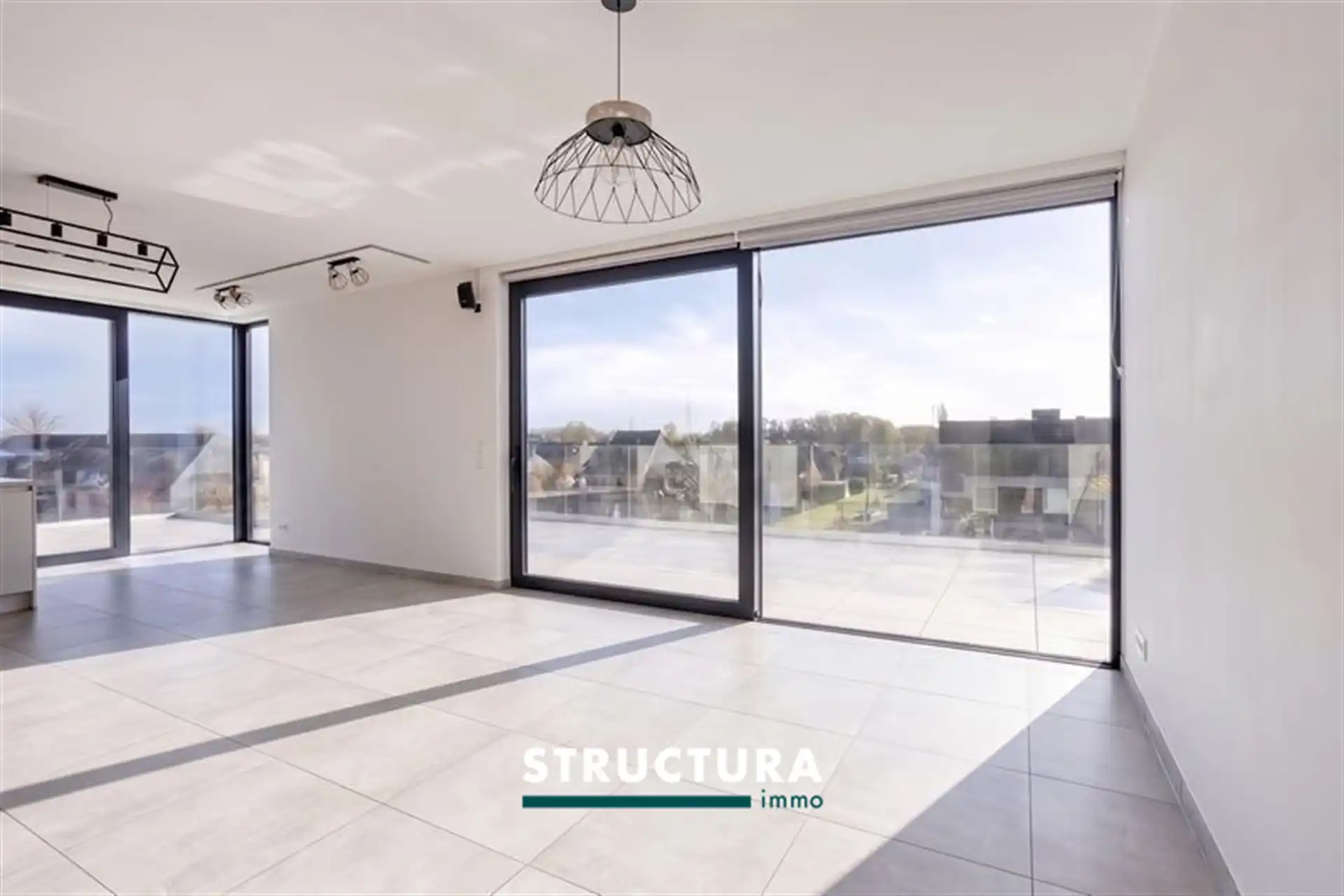 Penthouse met heel groot terras nabij het centrum foto 3