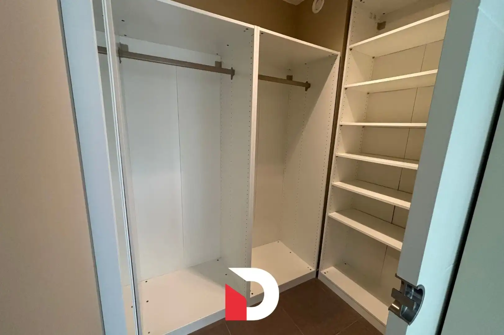 Lichtrijk appartement met 2 slaapkamers te Sint-Kruis foto 9