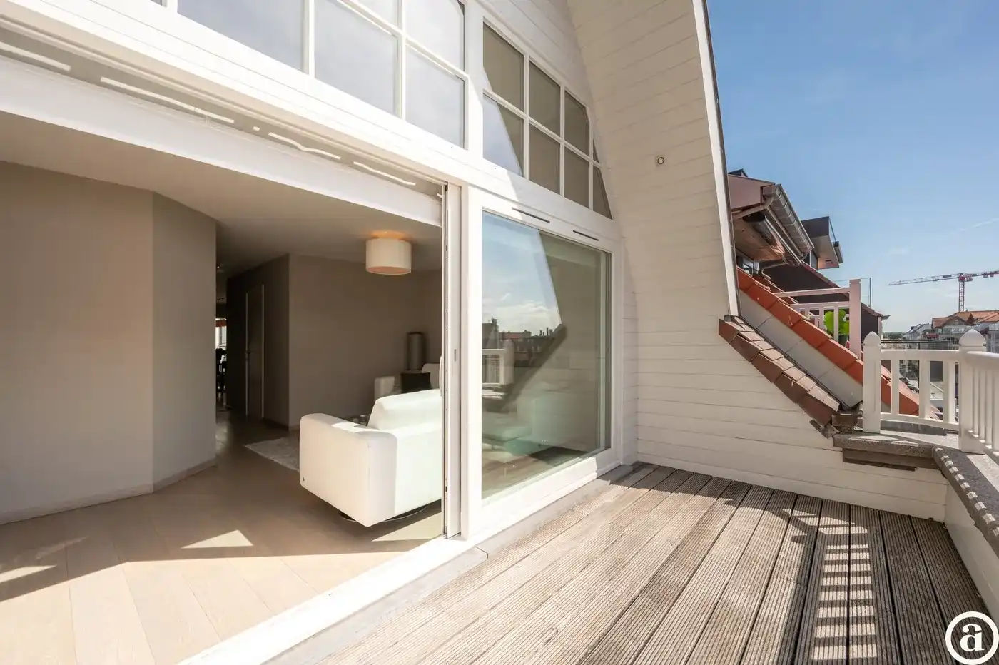 Zonnig en ruim duplex appartement met zuidgericht terras     foto 10