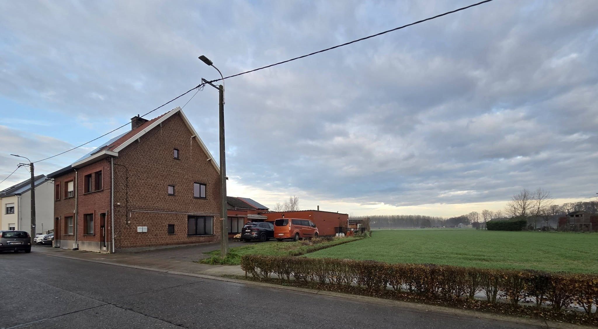 Charmante 3-gevelwoning in groene omgeving te Perk foto 33