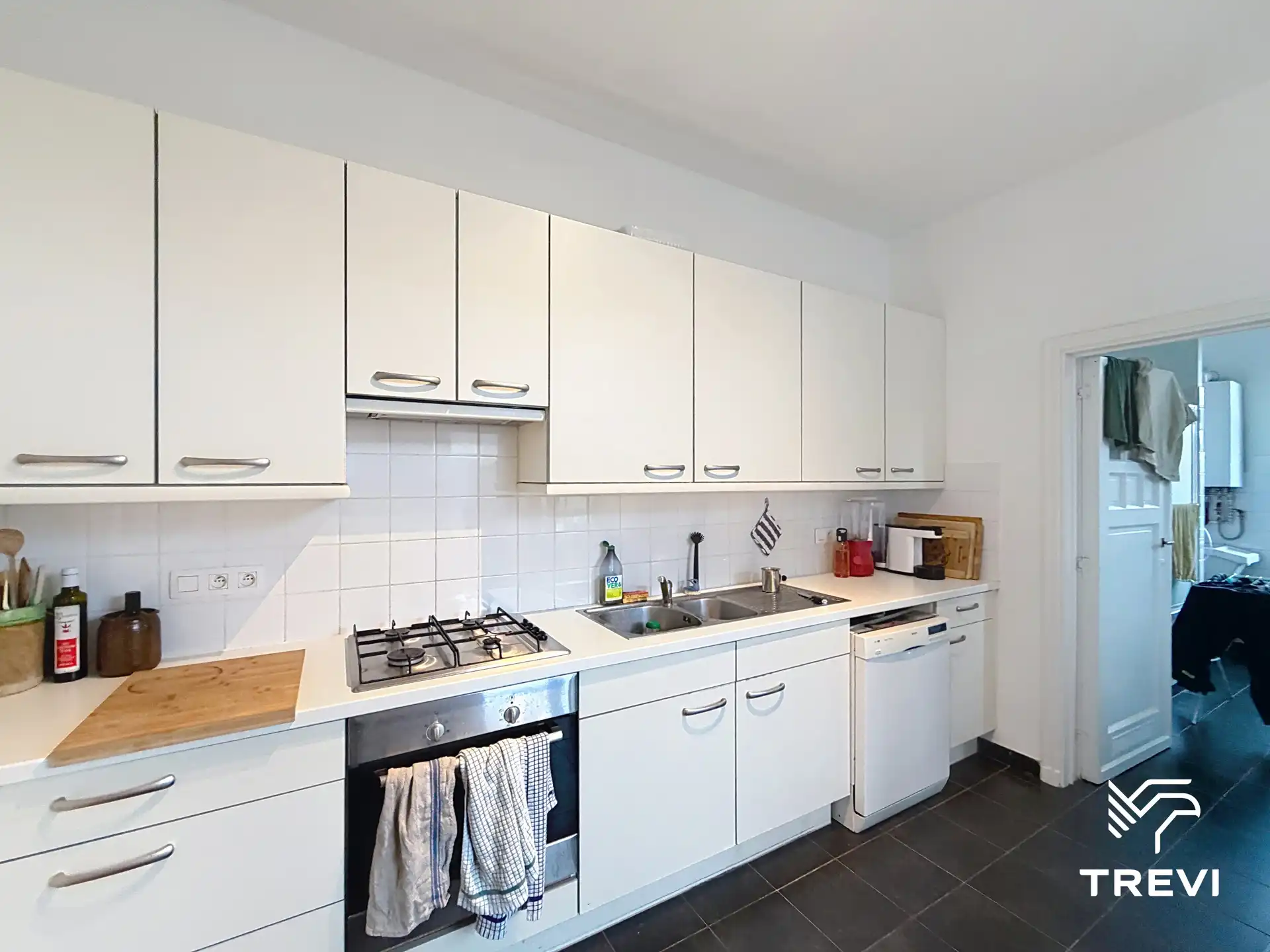 VORST – 2-slaapkamerappartement dicht bij Hoogte Honderd! foto 5