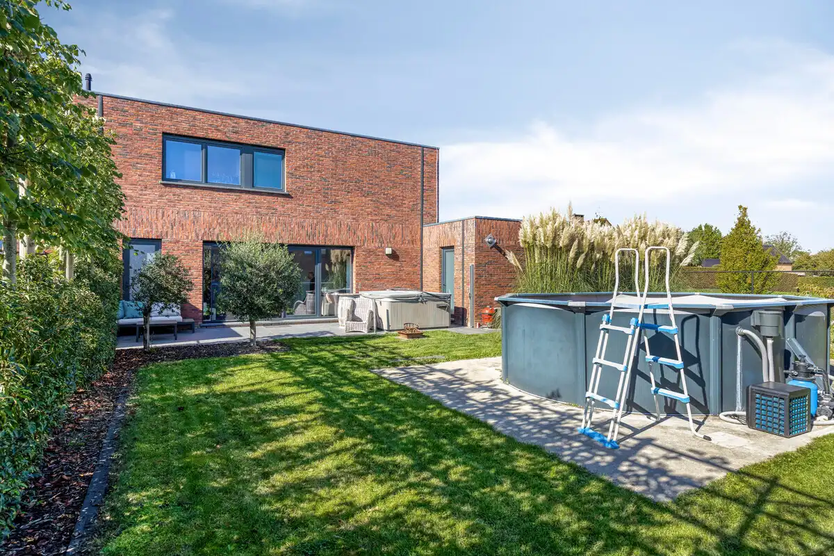 RECENTE HEDENDAAGSE WONING OP 5A12CA MET 3 SLK TE GUIGOVEN. INTERESSANT INVESTERINGSPAND. foto 21