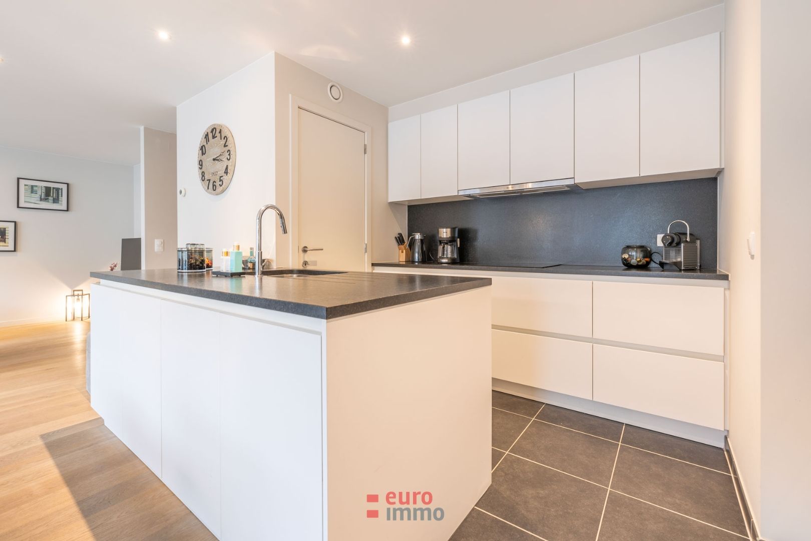 Uw nieuwe thuis in hartje Nieuwpoort foto 7