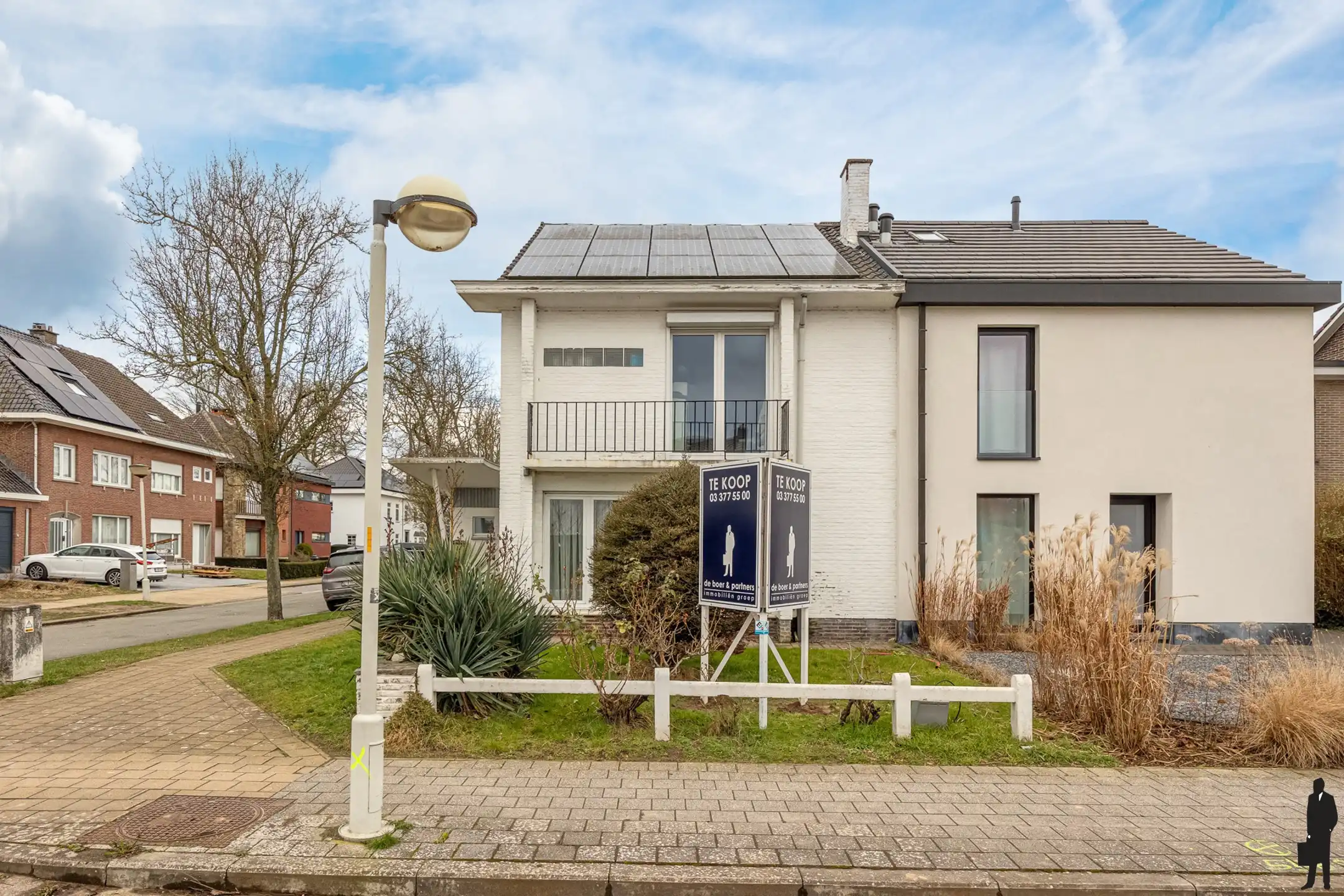 Charmante gezinswoning met aangename tuin op top locatie foto 2