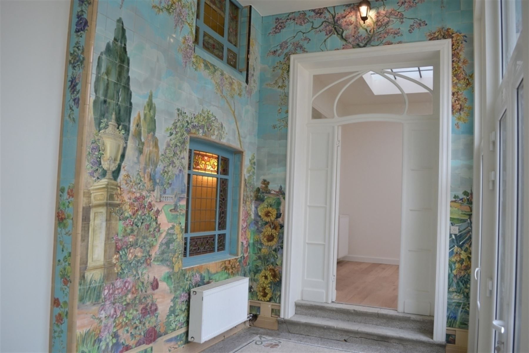 Stijlvol en zeer ruim appartement met terras foto 2