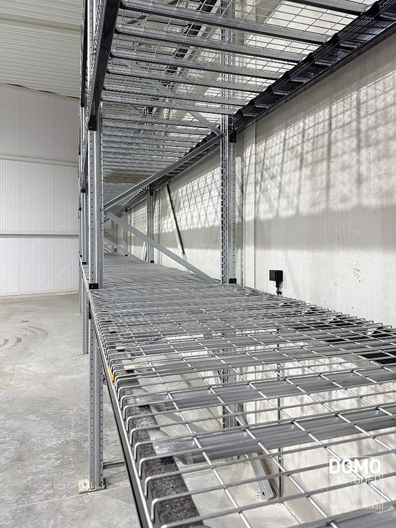 Centraal gelegen KMO unit te Hasselt. foto 8