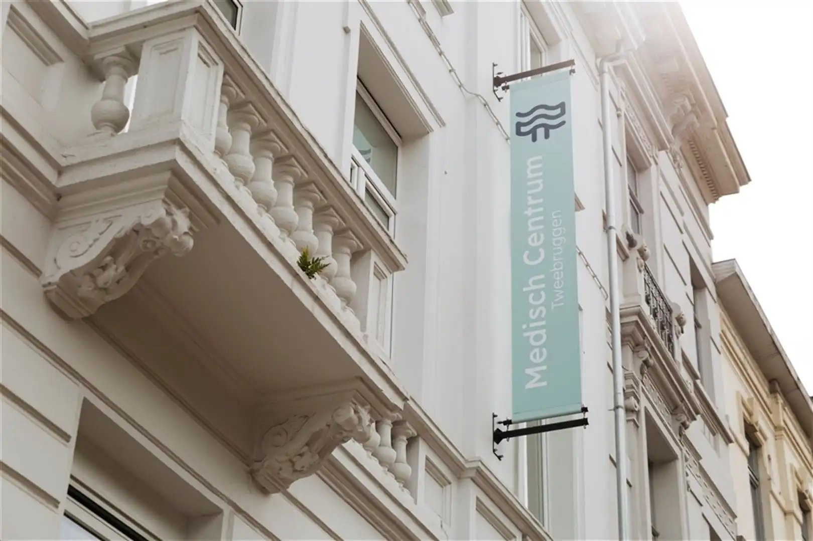 Kantoren/praktijkruimten op strategische locatie in Gent met parking foto 2