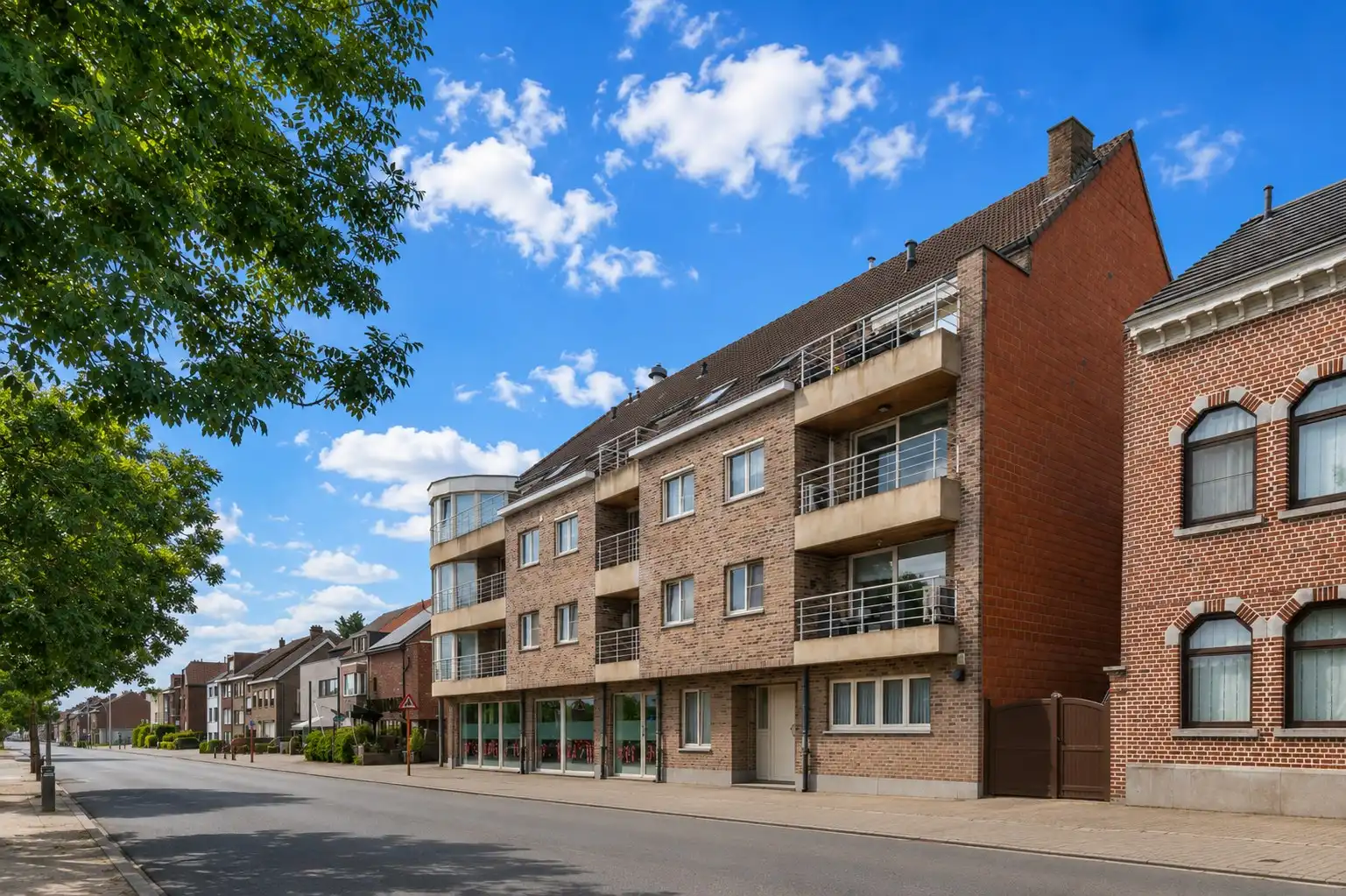RUIM APPARTEMENT (EPC: B)  MET 2 SLP, TERRASSEN & GARAGEBOX! foto 2
