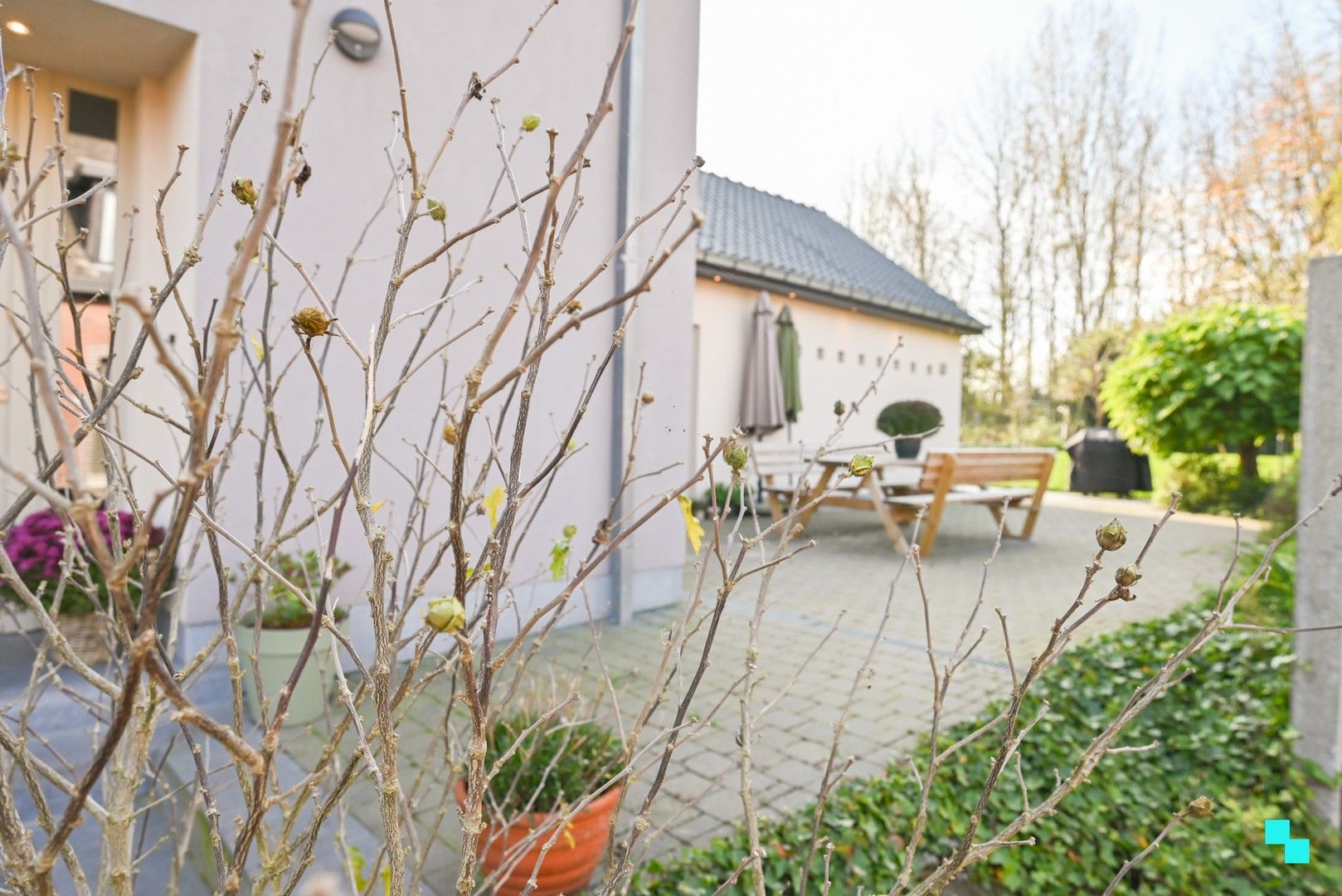 Landelijk gelegen villa in doodlopende straat te Heldergem foto 40