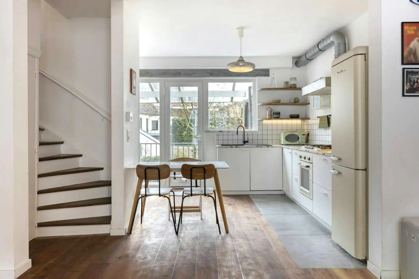 Bel-étage te koop met zonnige tuin en garage  foto 3