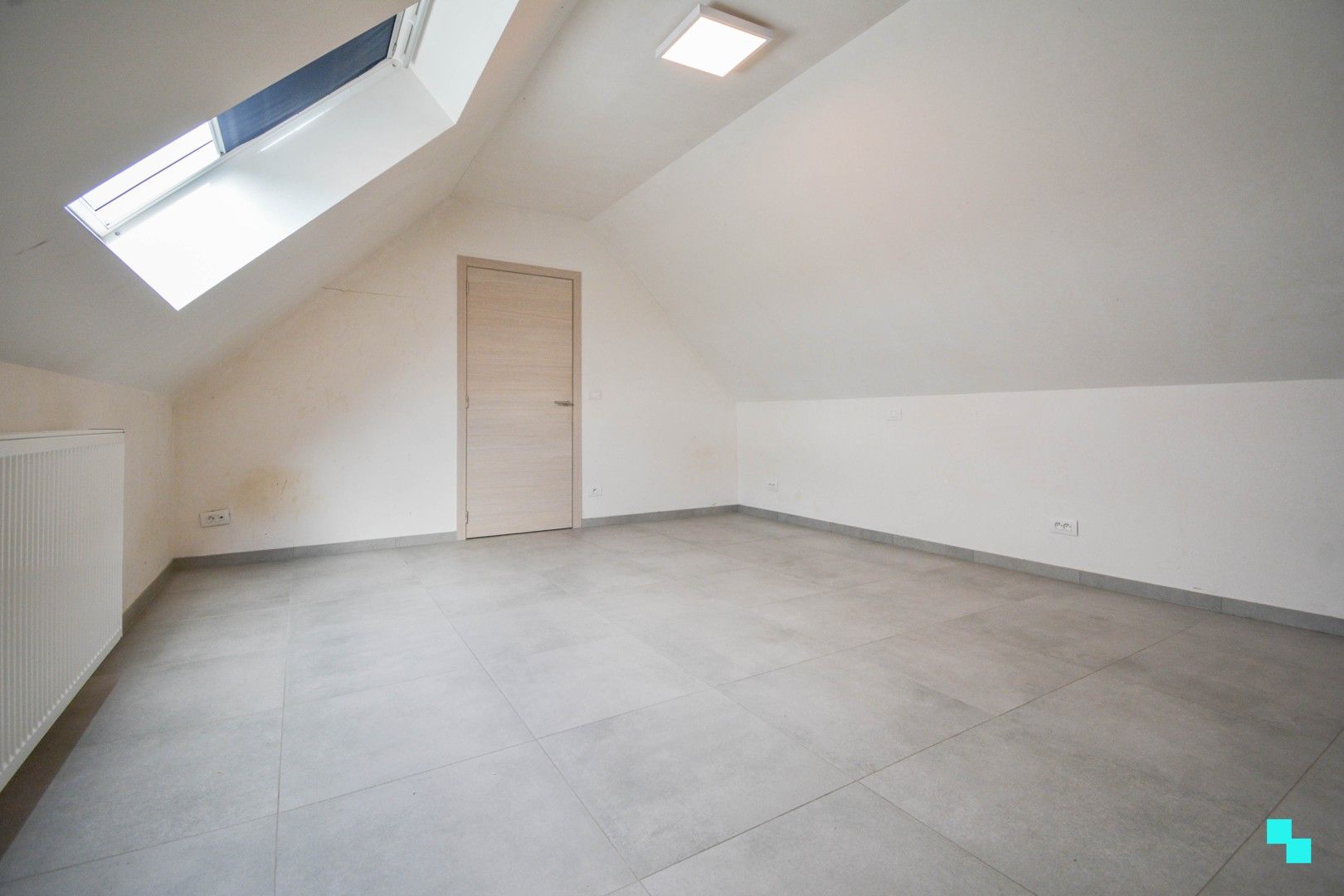 Ruim duplex appartement in hartje Langemark foto 13