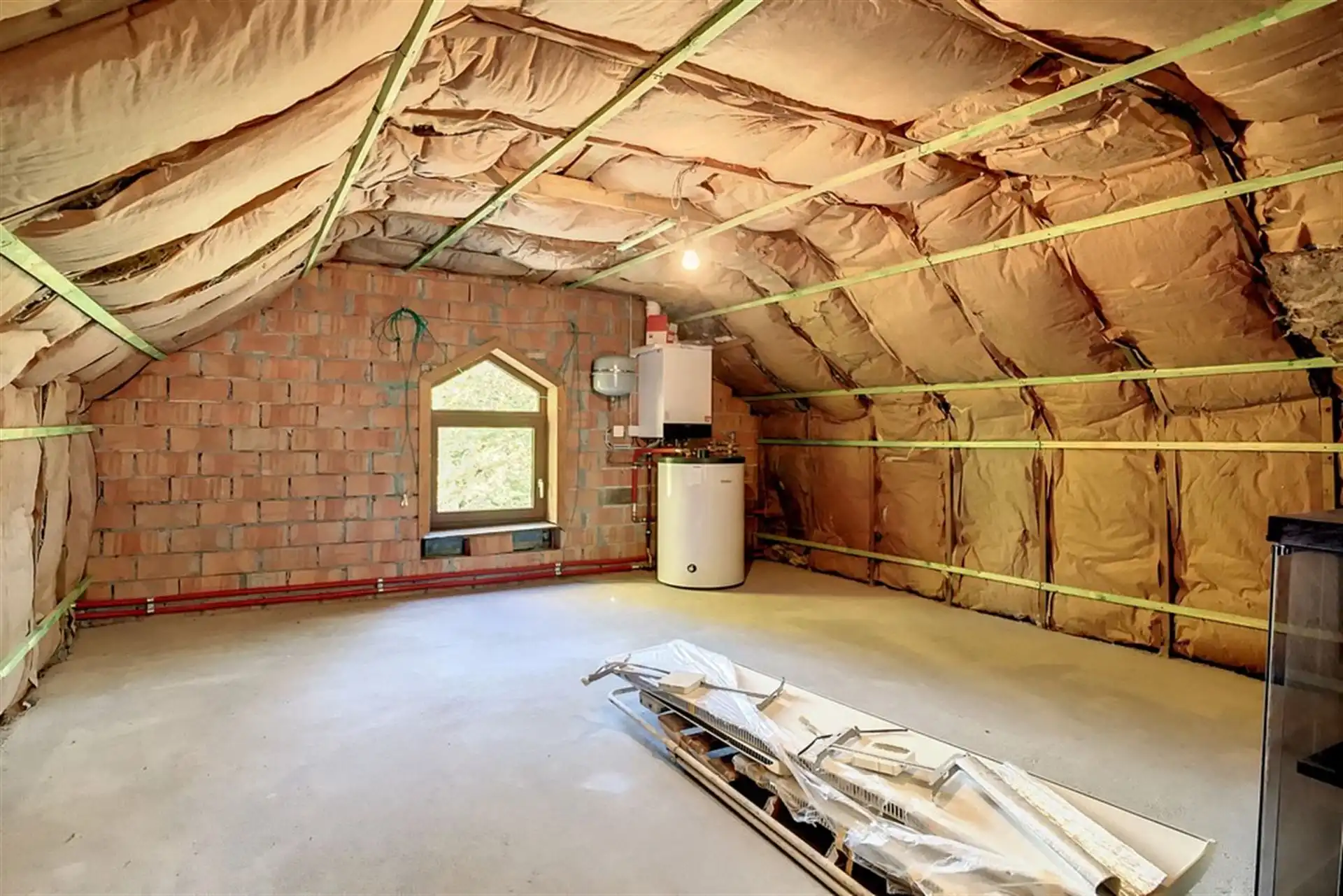 Gerenoveerde en rustig gelegen villa  foto 16