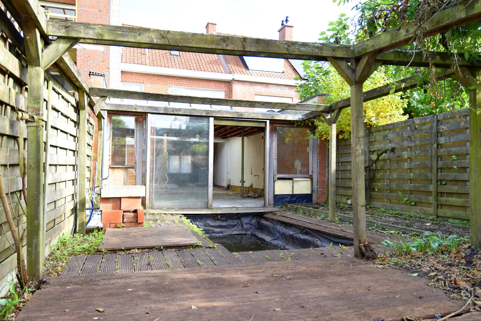 Te renoveren gezinswoning met 3 slaapkamers in een toffe buurt te Roeselare foto 15