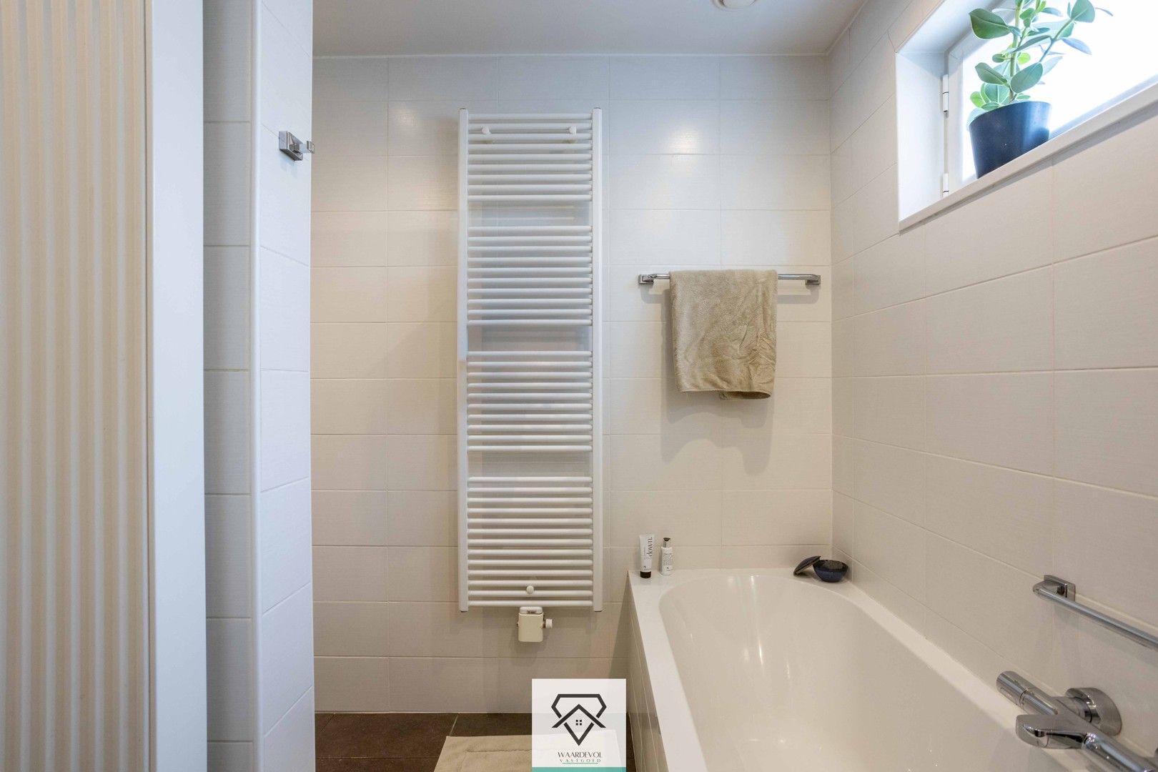 Uitstekend gelegen woning met véél privacy foto 16