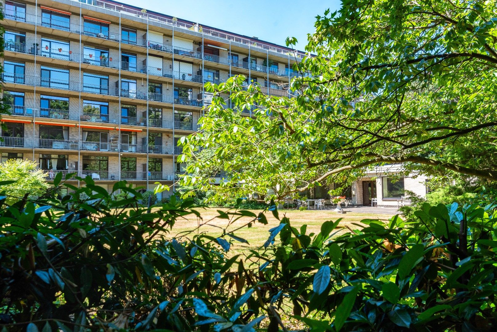 Goed gelegen één slaapkamer appartement foto 14