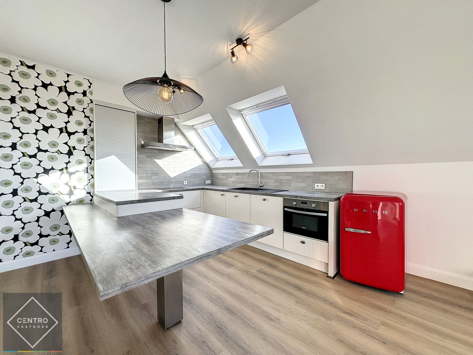 LEUK dakappartement met 2 slpks en garage met FANTASTISCH UITZICHT! foto 8