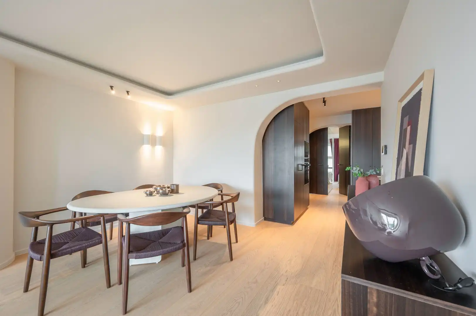 Prachtig gerenoveerd appartement nabij het centrum en de zee met open zichten. foto 8