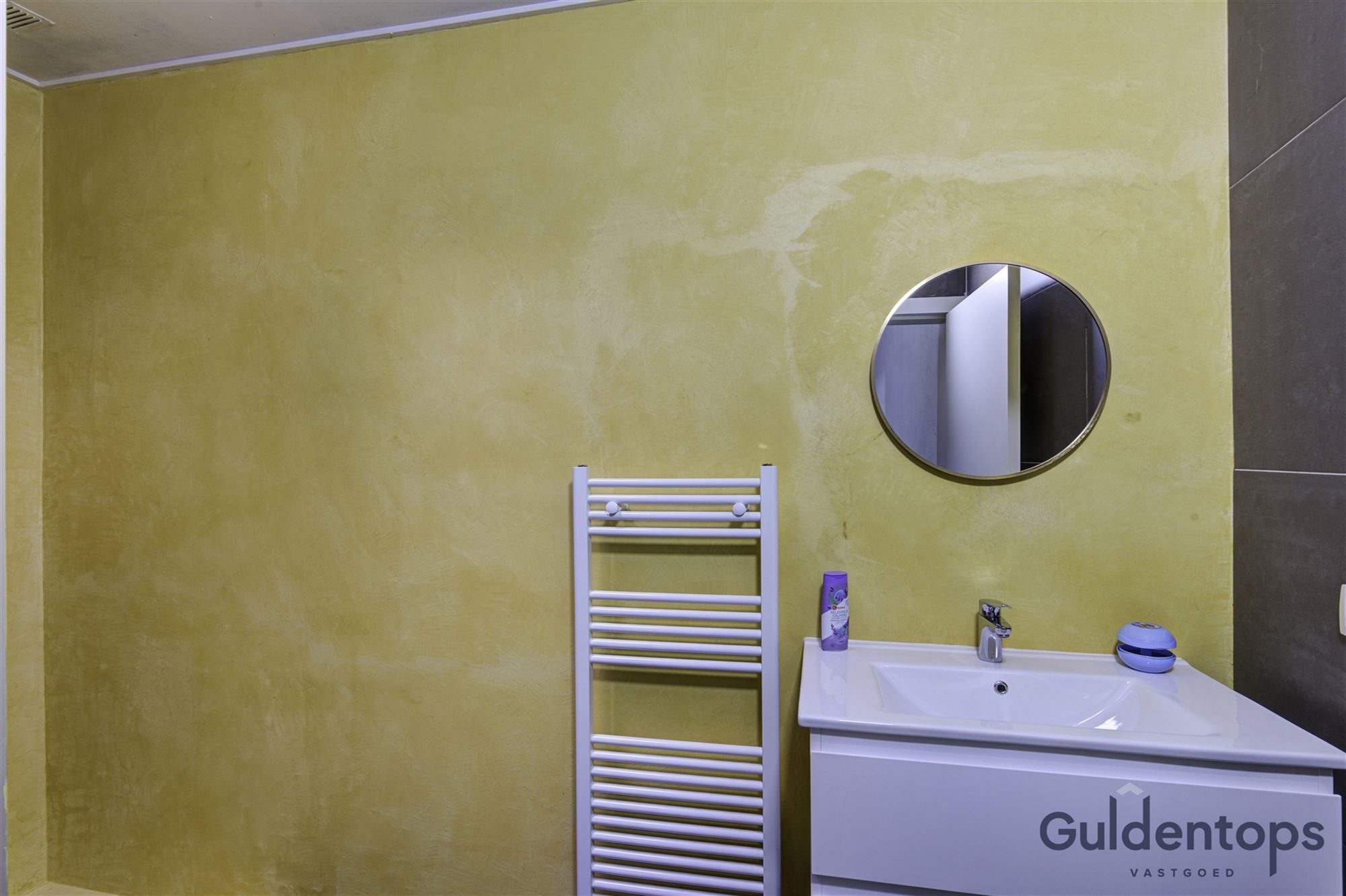 Opbrengsteigendom bestaande uit 3 vergunde appartementen foto 38