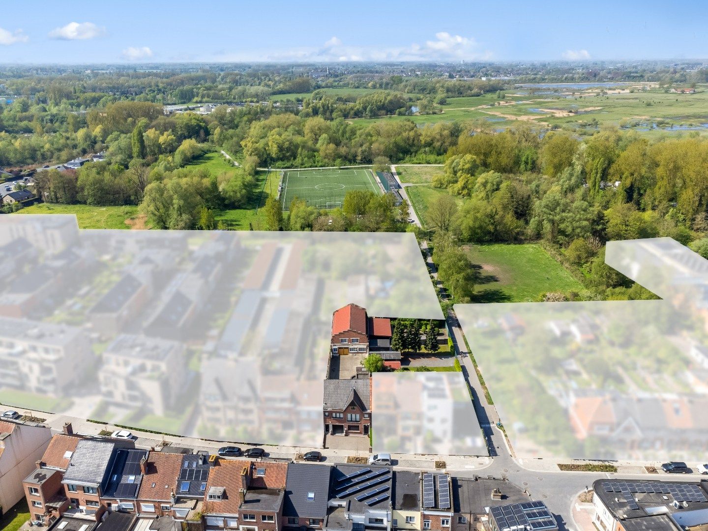 Veelzijdige eigendom met opslagruimte, werkplek en woongelegenheid in Gent foto 2