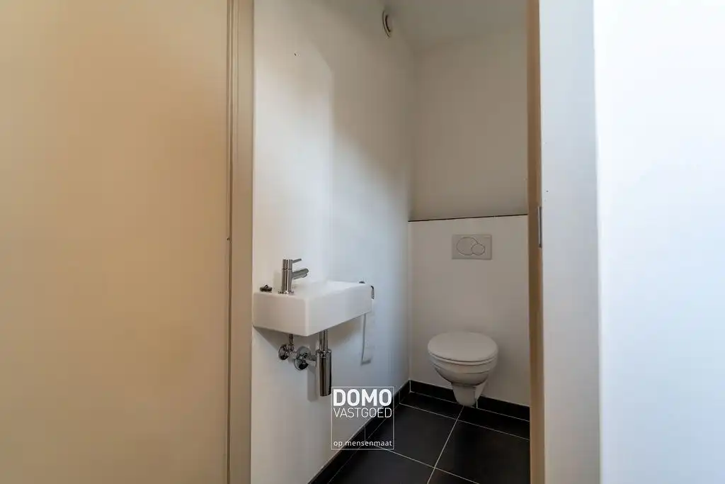 Wonen in alle rust: instapklare open bebouwing met ruime zonnige tuin te Stokrooie foto 10