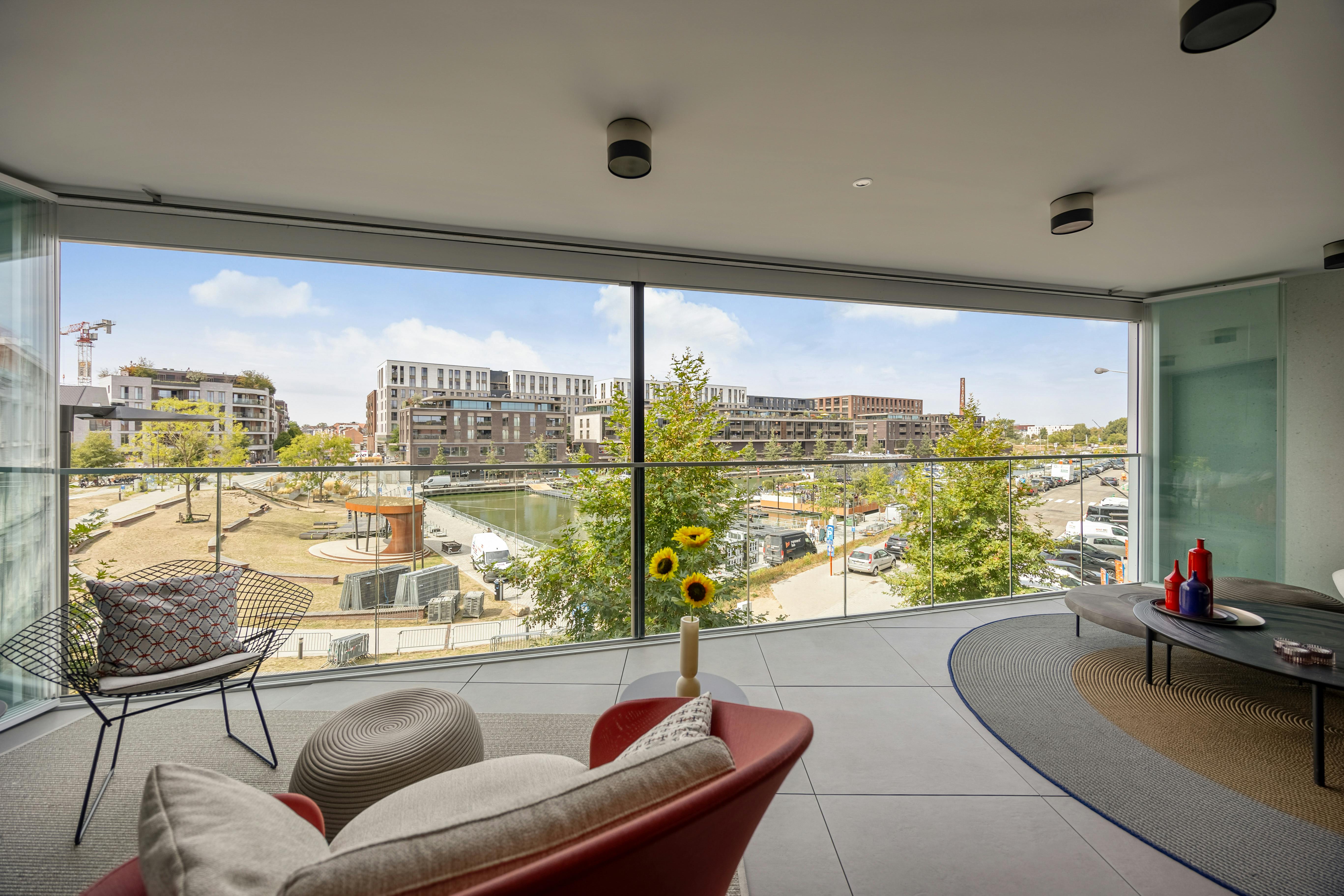 Luxe zuidgericht appartement aan de Blauwe Boulevard te Hasselt foto {{pictureIndex}}